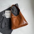 thumbnail image 4 of Bolso Mano Hombro para Mujer Hobo Cuero PU Gran Capacidad, 4 of 9