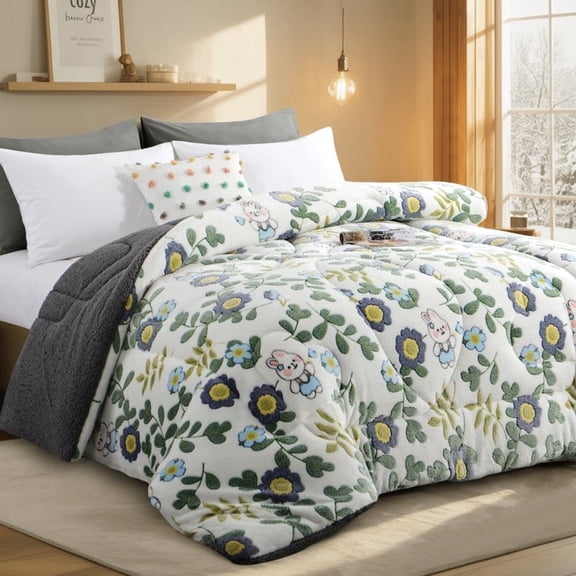 Aisbo Soft Warm Quilted Comforter with Lovely Patterns, Cozy Winter Blanket for Bedroom & Gift