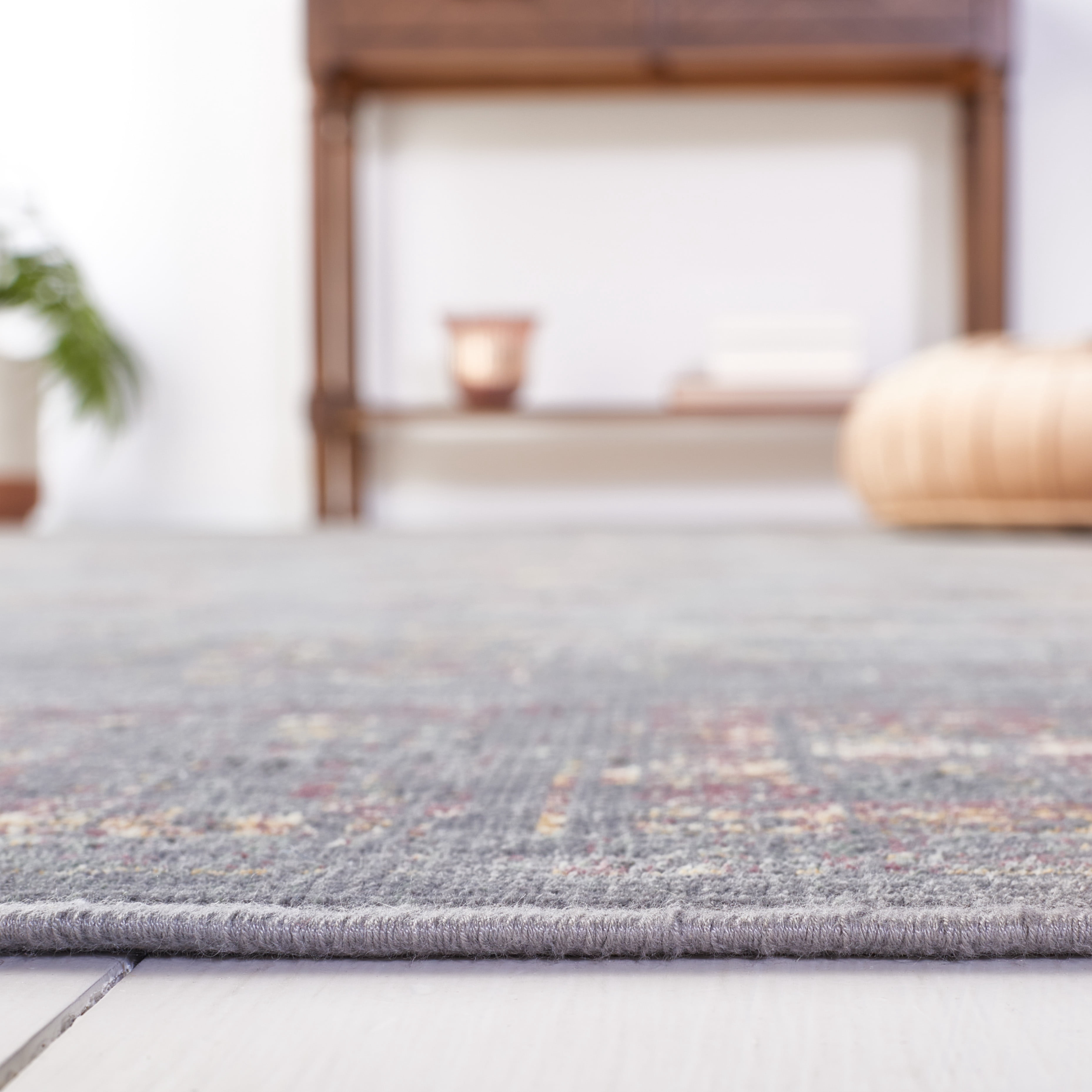 SAFAVIEH Vintage Jaxon Bordered Area Rug, Grey/Multi, 2'7" x 4'