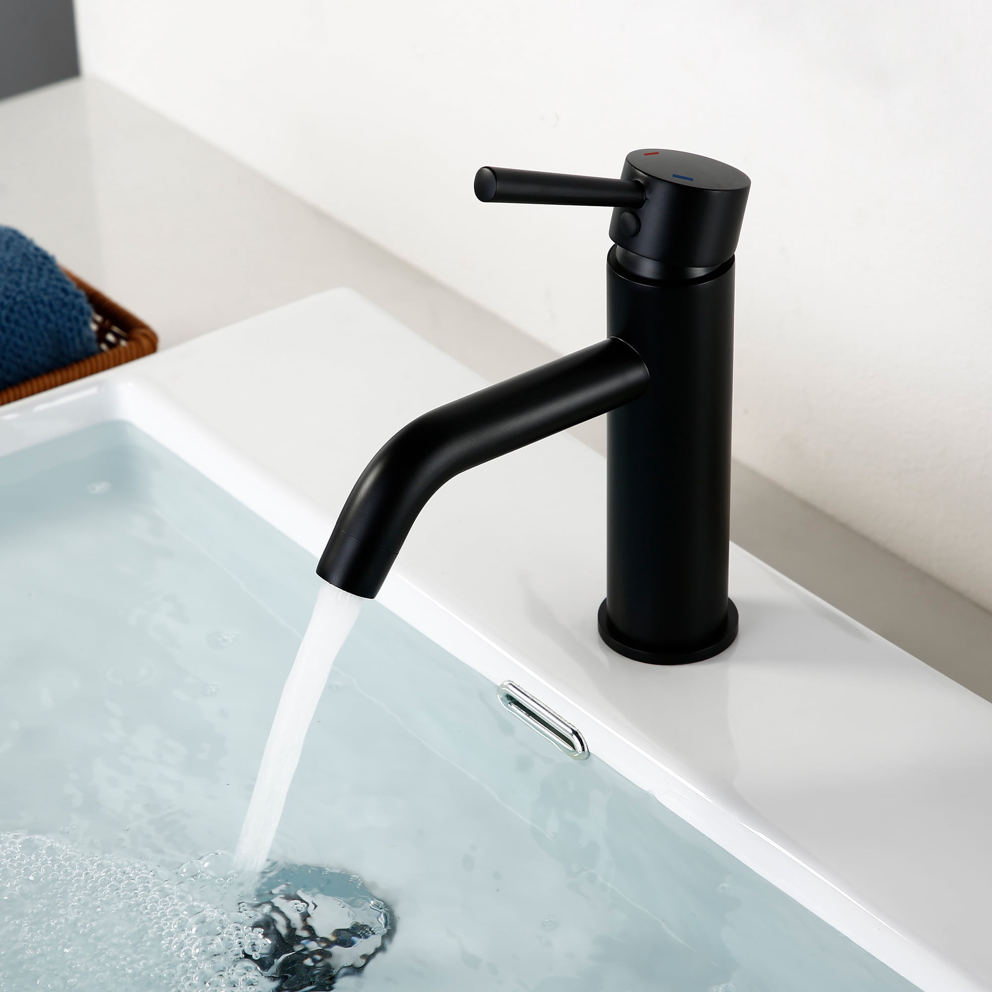 Single Hole Bathroom Sink Faucet, Lever Handle Solid Brass Basin Faucet