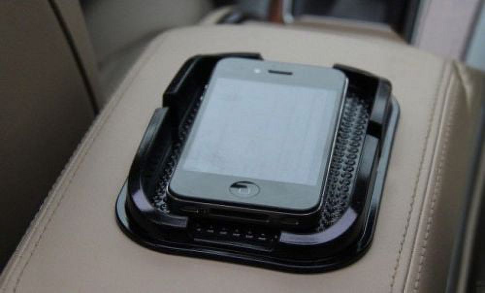 Universal Anti-Slip Car Phone Mat – Dashboard Holder, No-Slip Gel Pad