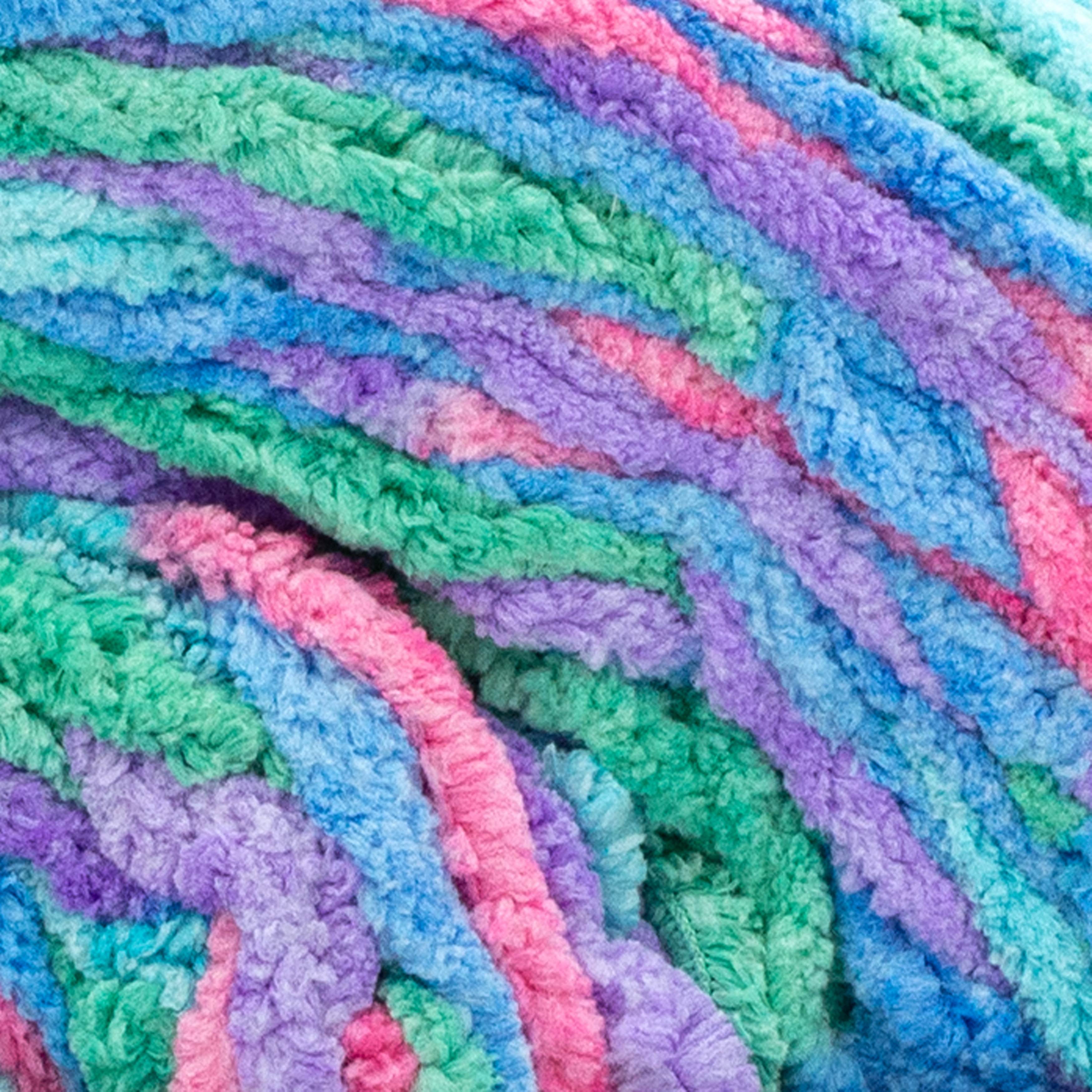 Lion Brand Chenille Cover Story Zephyr Super Bulky Polyester Multicolor Yarn, 1 Cake