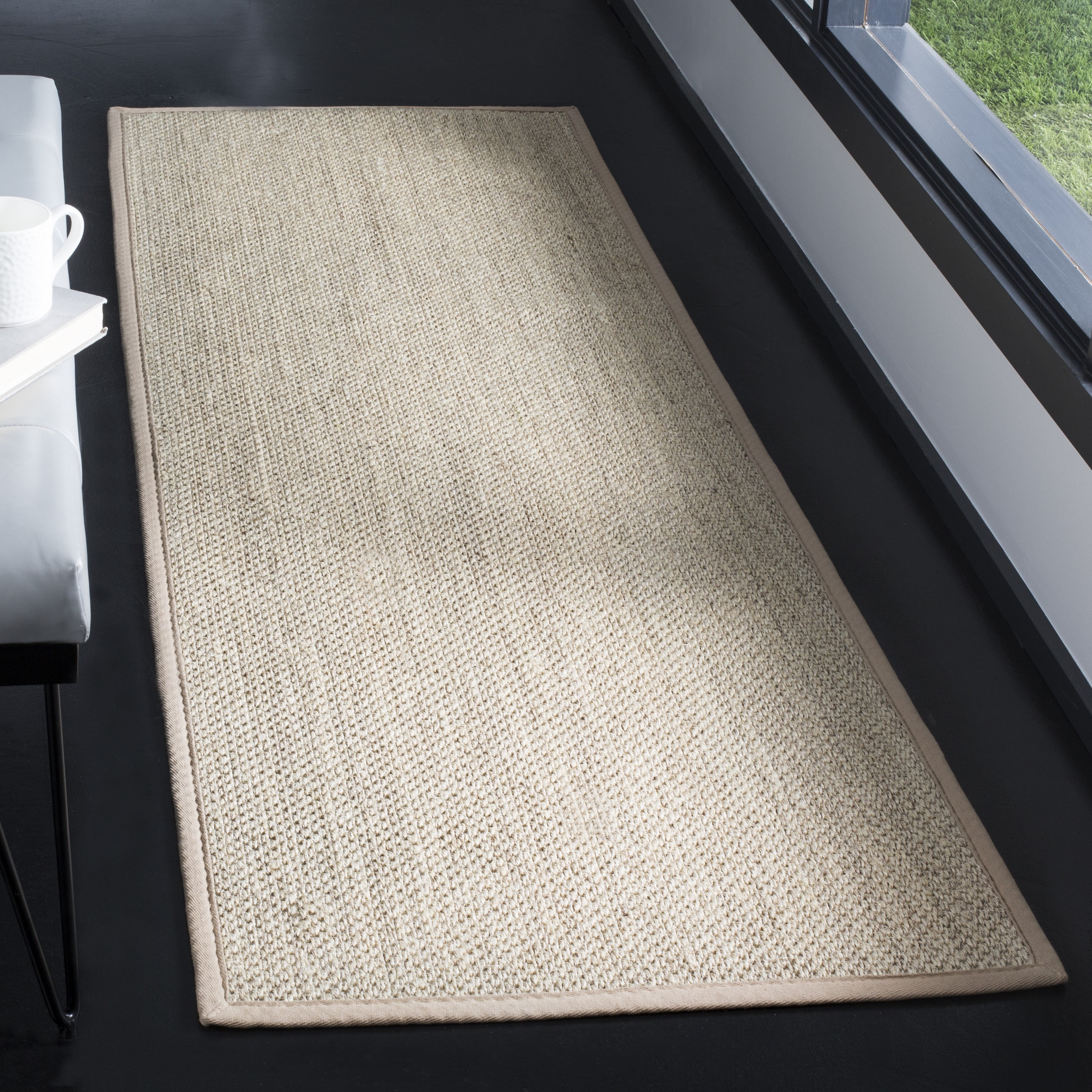 SAFAVIEH Natural Fiber Kentigern Border Seagrass Runner Rug, Marble/Linen, 2'6" x 8'