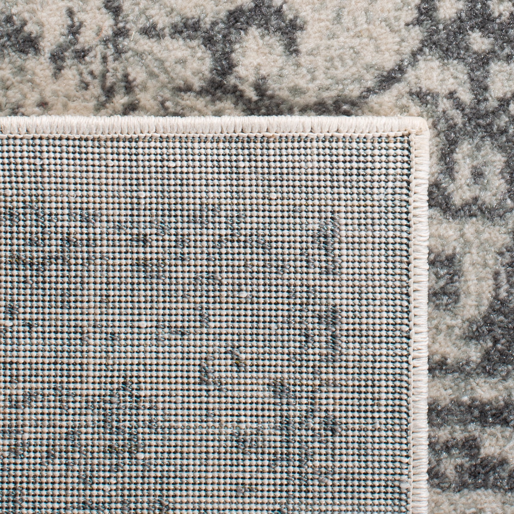 SAFAVIEH Accent Rug 3x5 - Evoke Collection - Traditional Design, Ivory & Grey, Non-Shedding & Easy Cleaning, Ideal for Living Room, Bedroom, Dining Space, Entryway, Bathroom, Bedside
