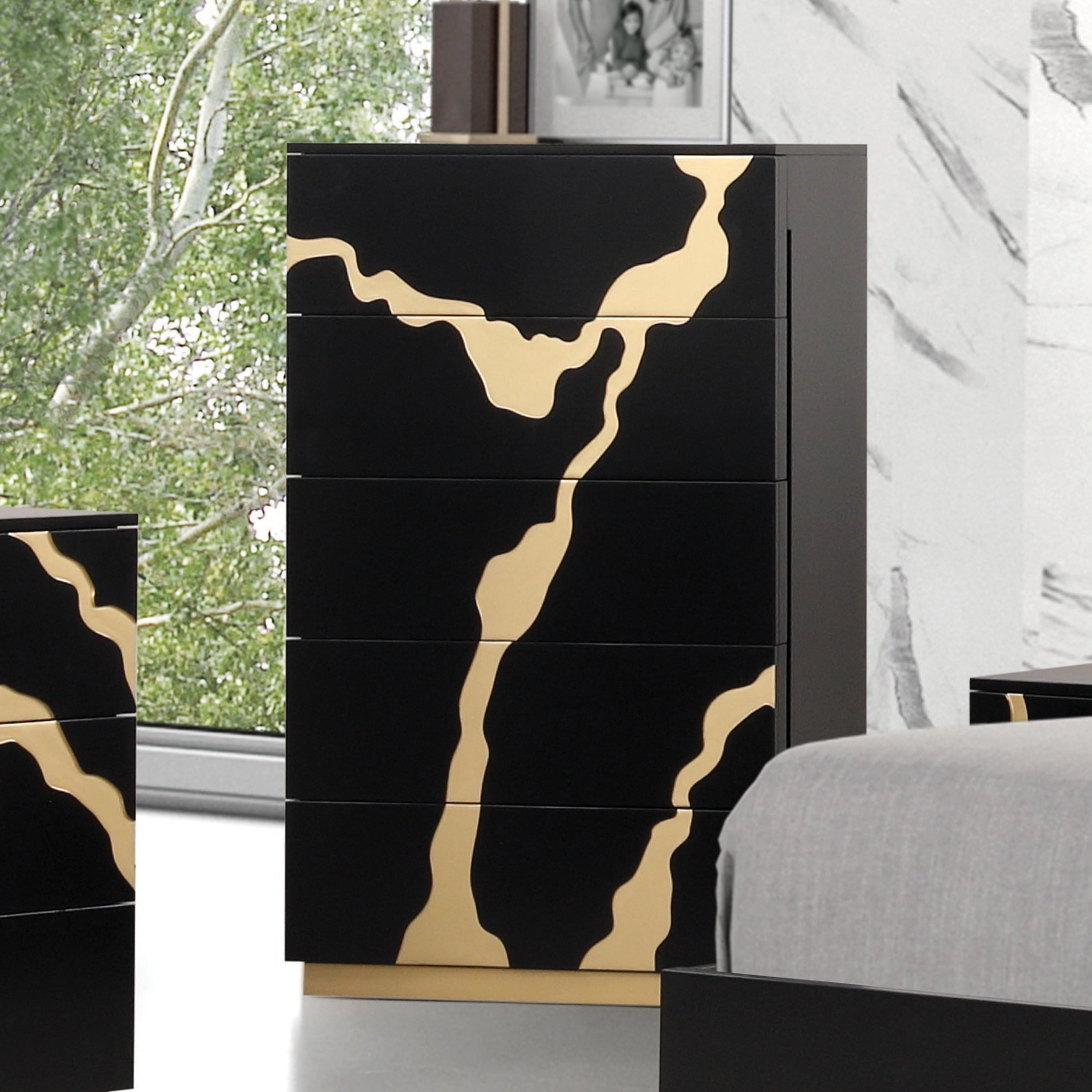 Furniture of America Deverell Adult Modern 5-Drawer Vertical Dresser with Gold Accents, Black