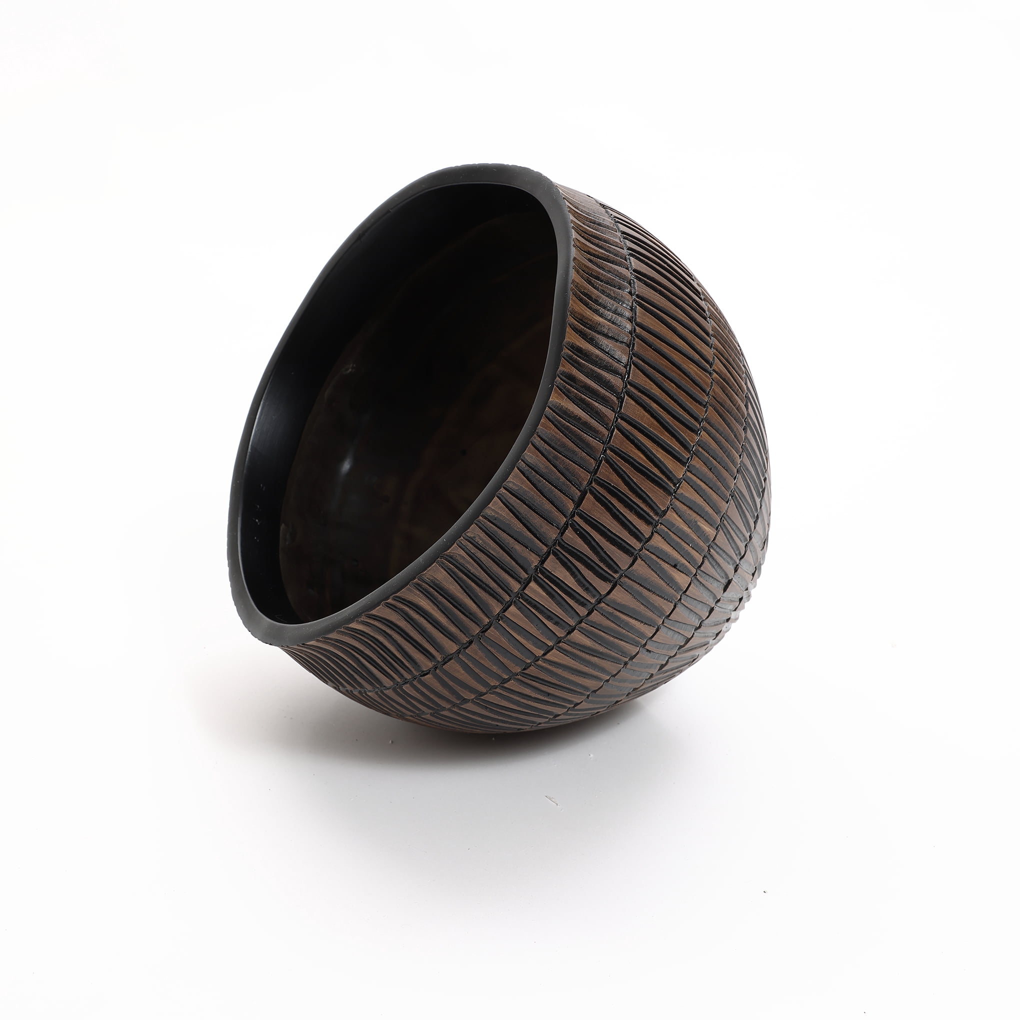 LuxenHome Brown with Black V-Pattern Polyresin 10-Inch Round Planter