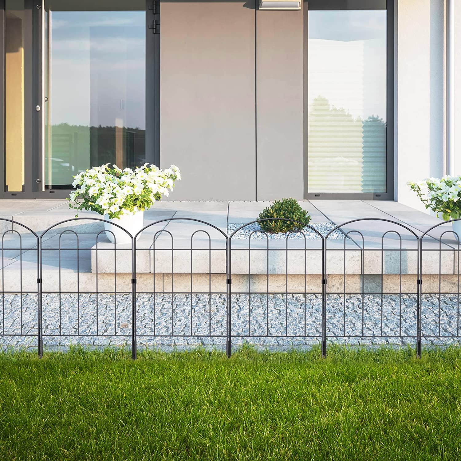 Oumilen 20 pack Decorative Garden Fence Outdoor 24in (H) x 22ft (L) Coated Metal Rustproof Landscape Wrought Iron Wire Border Folding Patio Fences