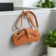 thumbnail image 2 of Yhmxh Estuche para gafas, bolsa portátil para gafas de sol, bolsa suave para gafas, funda para gafas para hombres y mujeres, estuche de cuero para gafas de sol con cordón y cierre de botón, bolsa p, 2 of 6