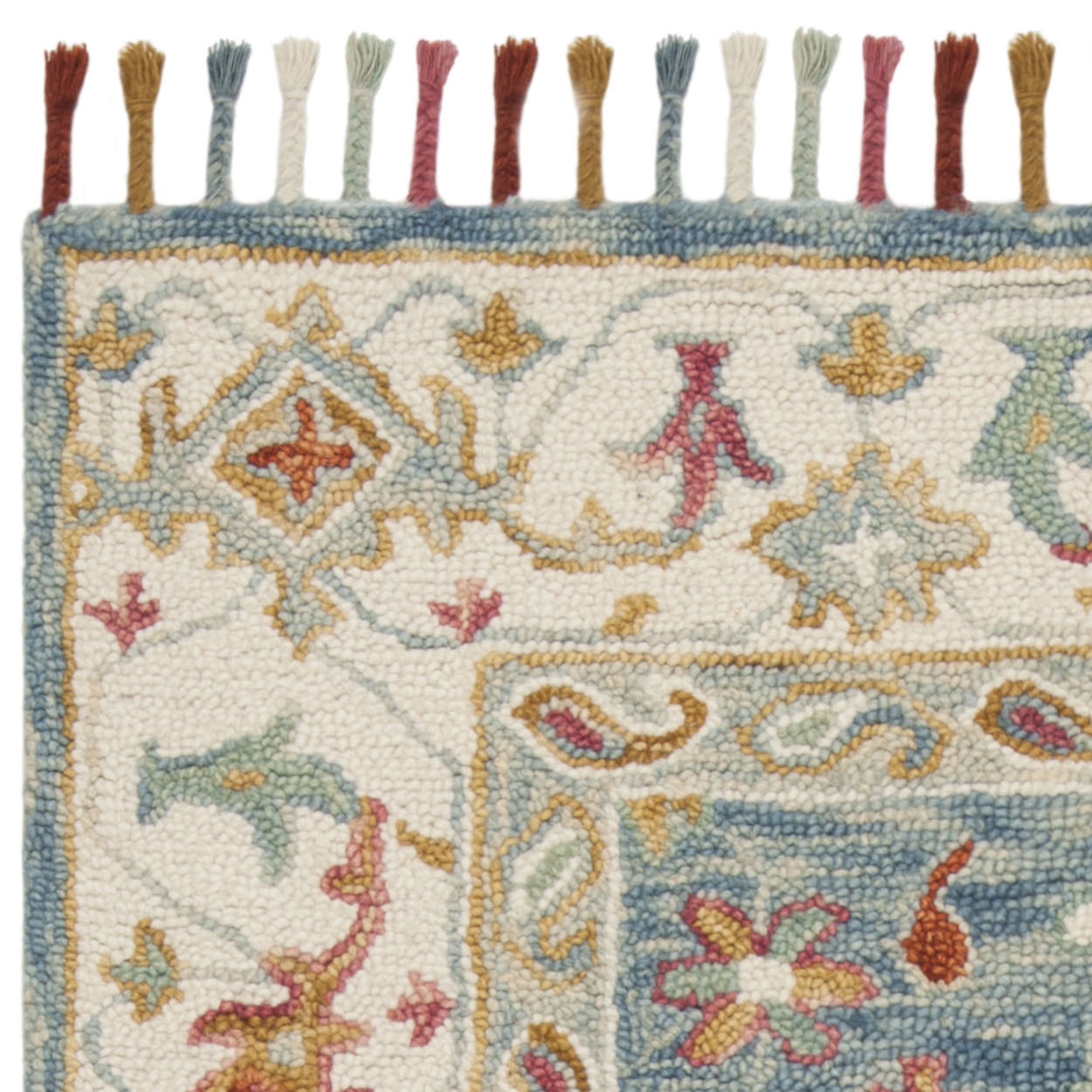 SAFAVIEH Aspen Ronnette Floral Wool Area Rug, Blue/Ivory, 5' x 8'