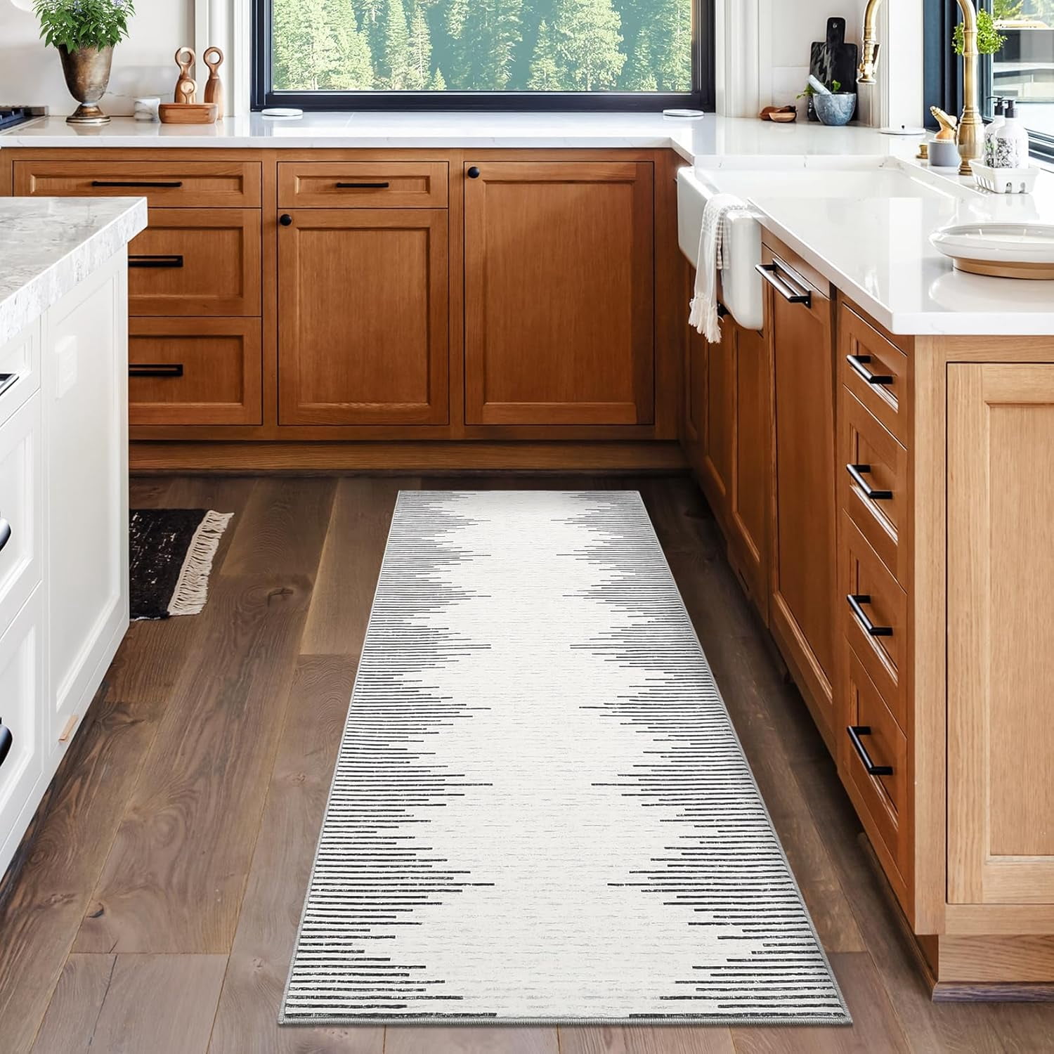2x6 Washable Runner Rug for Front Door Bedroom Bedside Entryway Low Pile Neutral Area Rug Modern Striped Farmhouse Rugs White Rug
