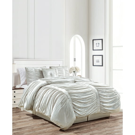 Manhattan Heights Ruched Velvet 4pcs. Comforter Set