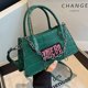 thumbnail image 5 of Bolso con asa superior para mujer, de piel sintética con diseño de piedras, Bolso de mano para mujer Y2K con cadena Punk, Bolso de mano sencillo e informal a la moda para chicas, 5 of 8