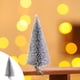 thumbnail image 1 of Mini árbol de Navidad de cedro con clip | Decoración artificial portátil de mesa para casa, oficina y coche | Decoraciones navideñas de PVC verde, plateado y dorado, 1 of 7