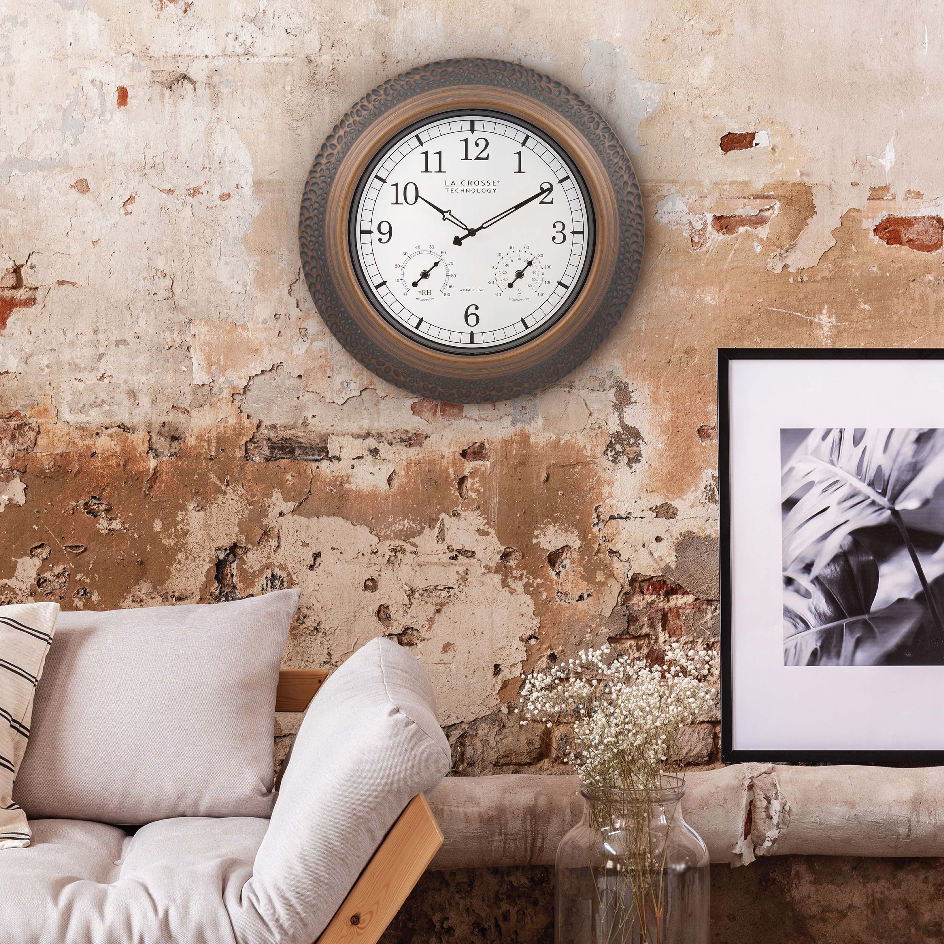 La Crosse Technology 21 inch Indoor/Outdoor Atomic Metal Wall Clock with Temp & Humidity, 433-3256A-INT