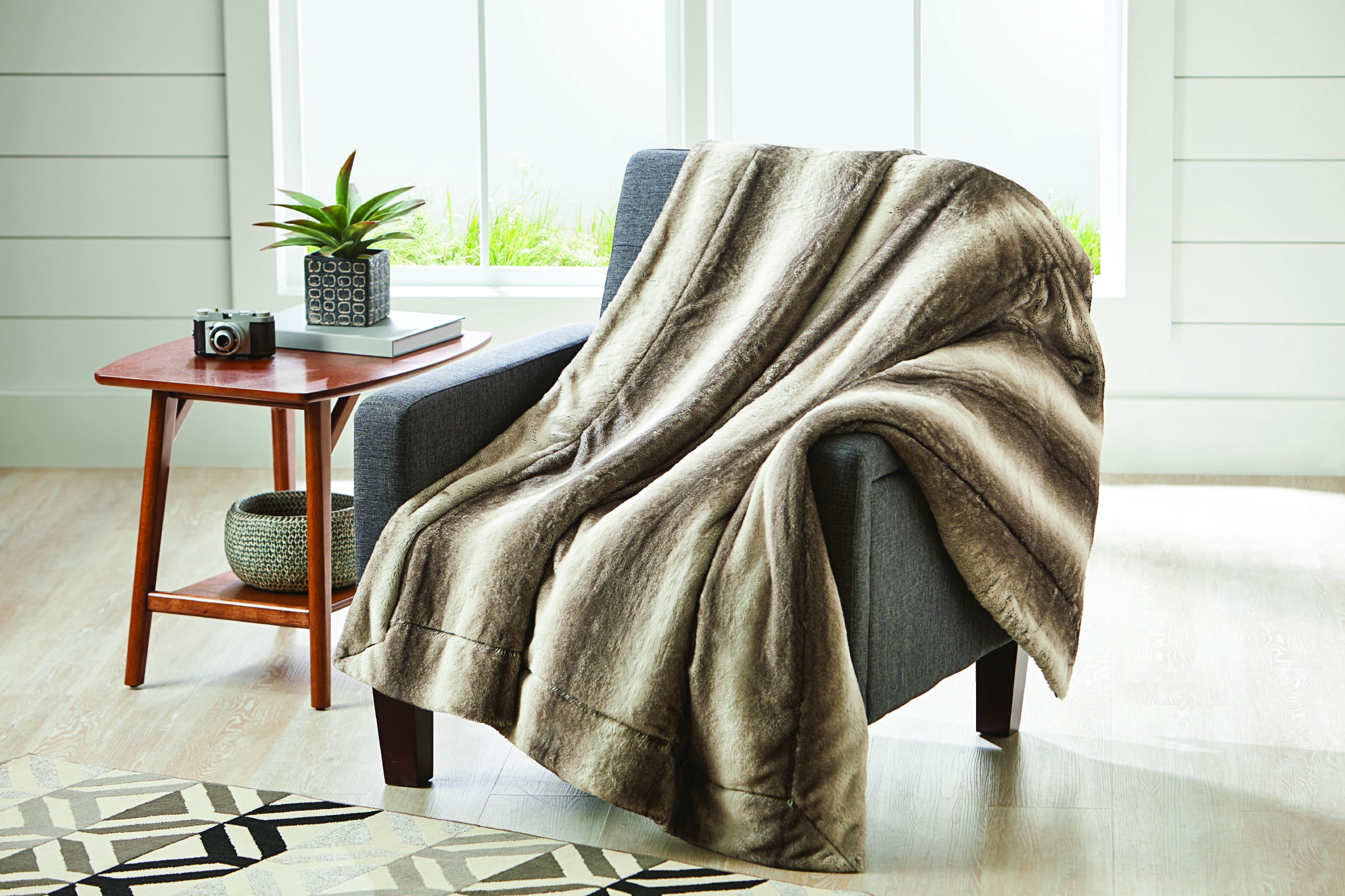 Better Homes & Gardens Grey Ombre Stripe Faux Fur Throw Blanket, 1 Each