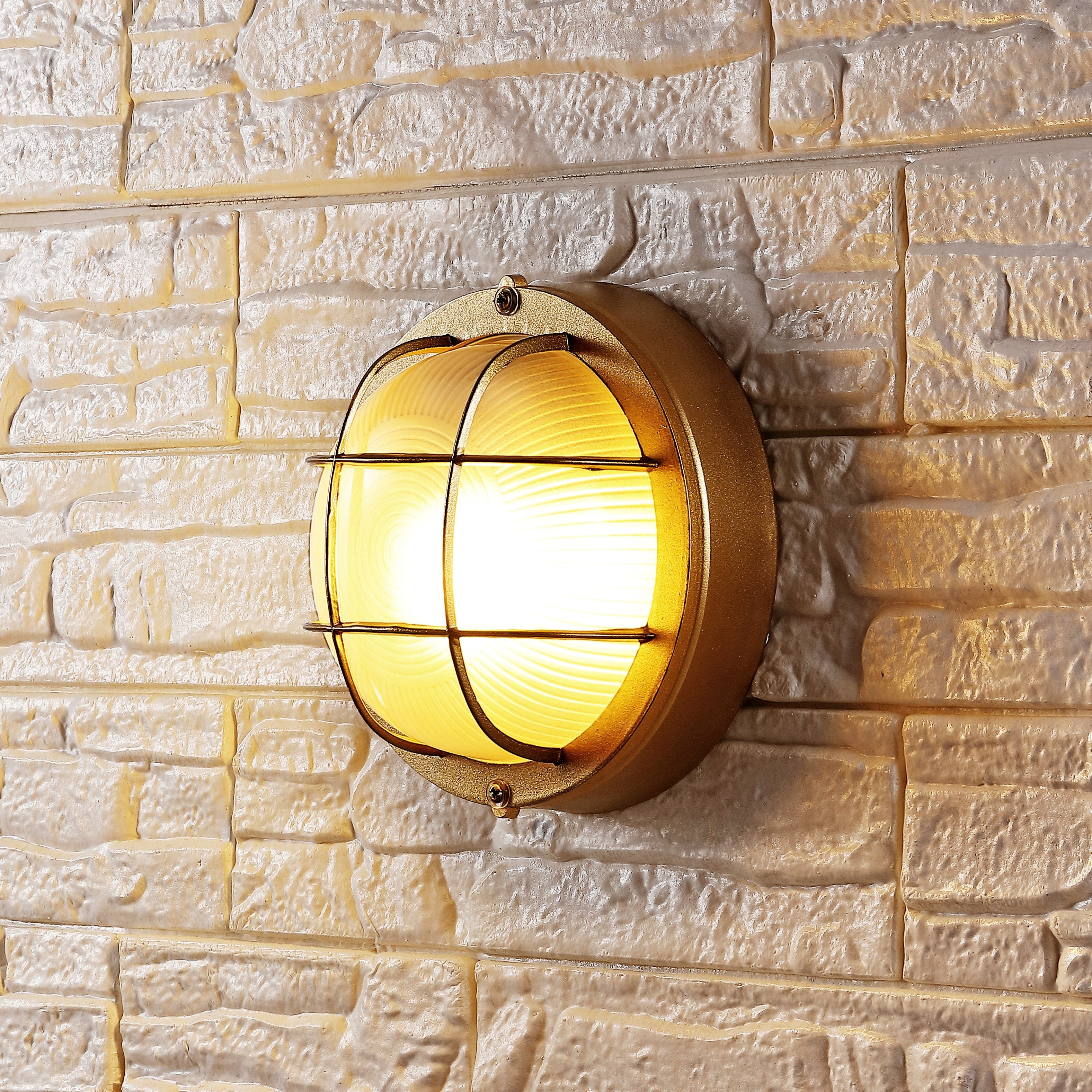 SAFAVIEH Elson Glam LED Powder Coating Gold Outdoor Wall Sconce (Set of 2)