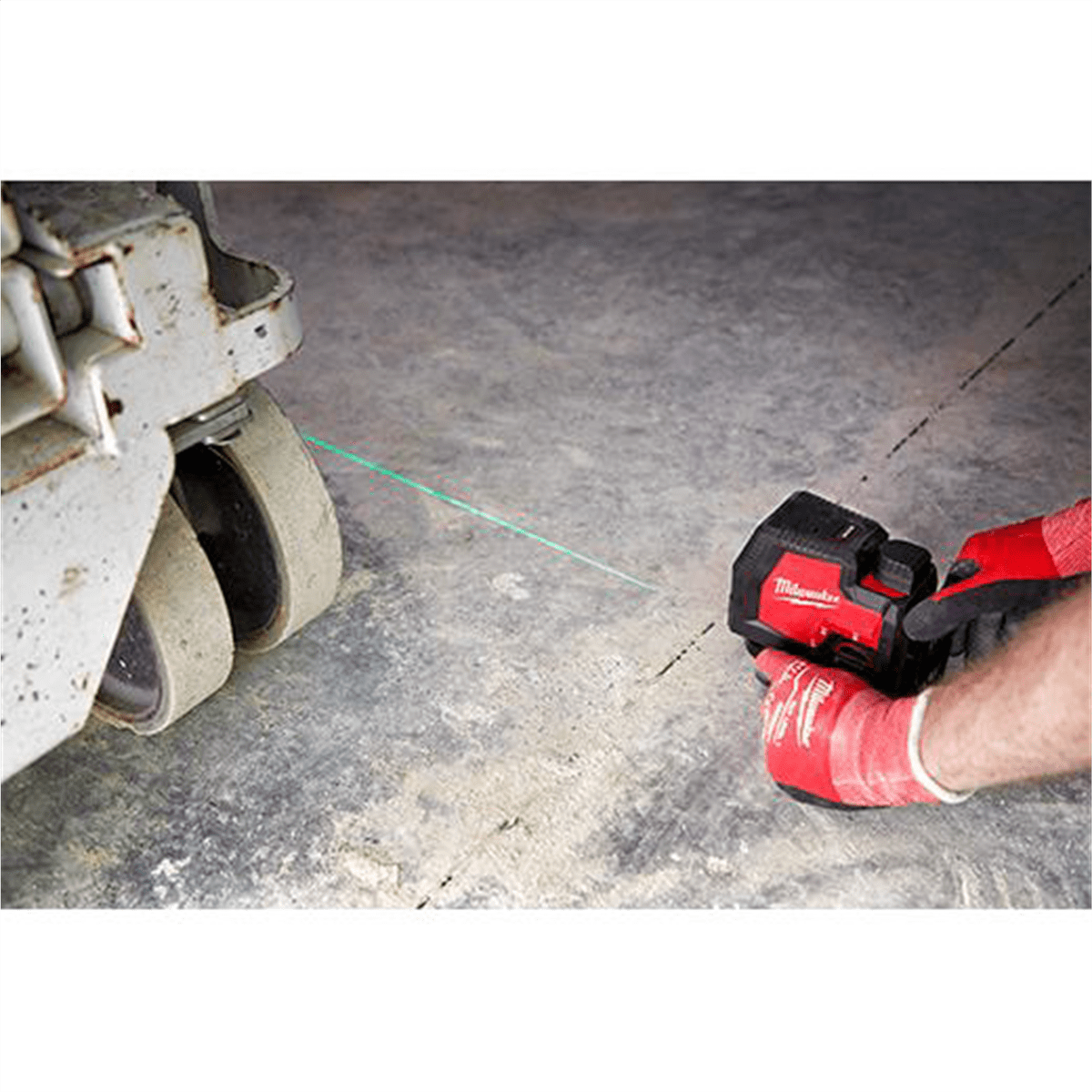 Milwaukee Manual Cross-Line Laser, Green Light, 13", 6 lb
