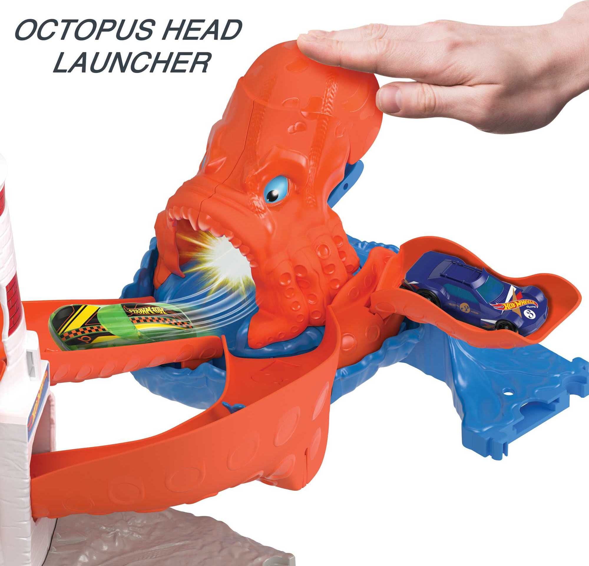 Hot Wheels City Octopus Invasion Attack Vehicle Playset