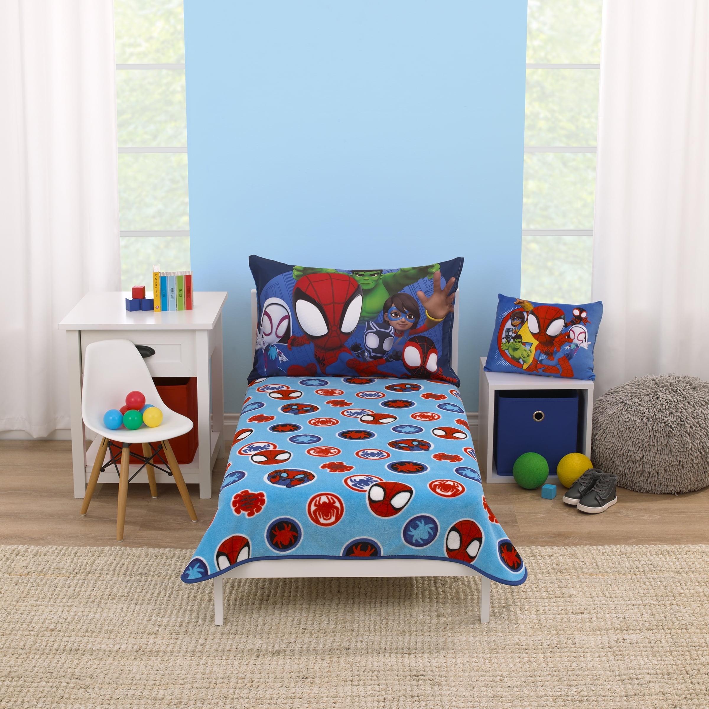 Marvel Spidey Let's Swing Plush Toddler Blanket, Blue, Red, 40"x50", Boy