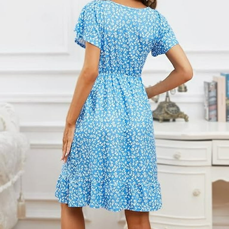 sachin and babi light blue dress 5 Cute and Comfortable Maternity Holiday Party Outfits