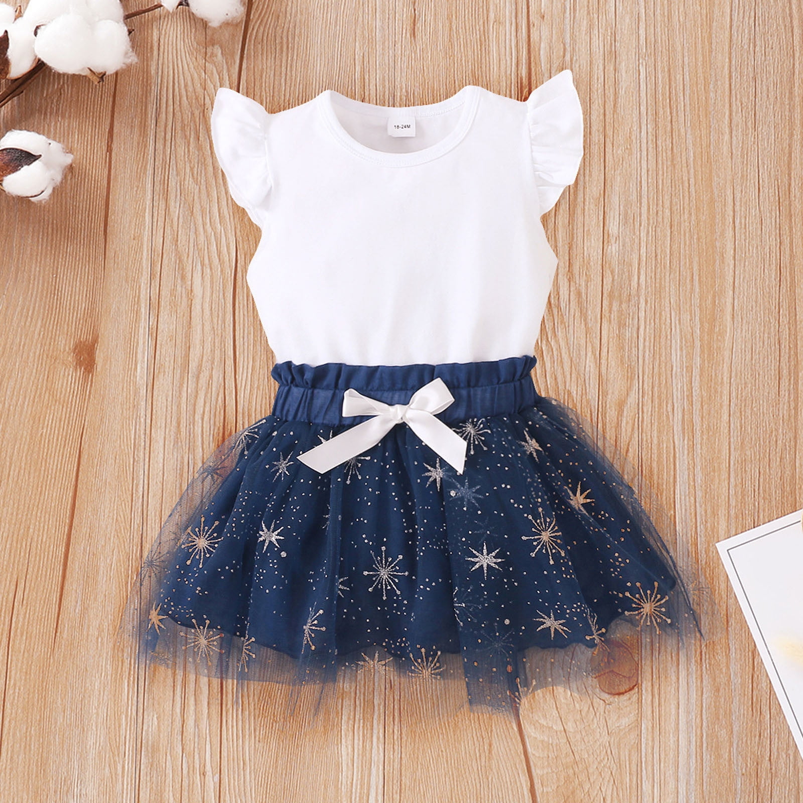 2-piece Toddler Girl Lace Design Camisole and Floral Print Belted Shorts Set