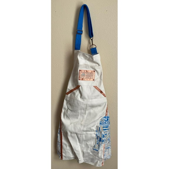 Disney Parks Star Wars Droid Depot Adult Kitchen Apron New with Tags
