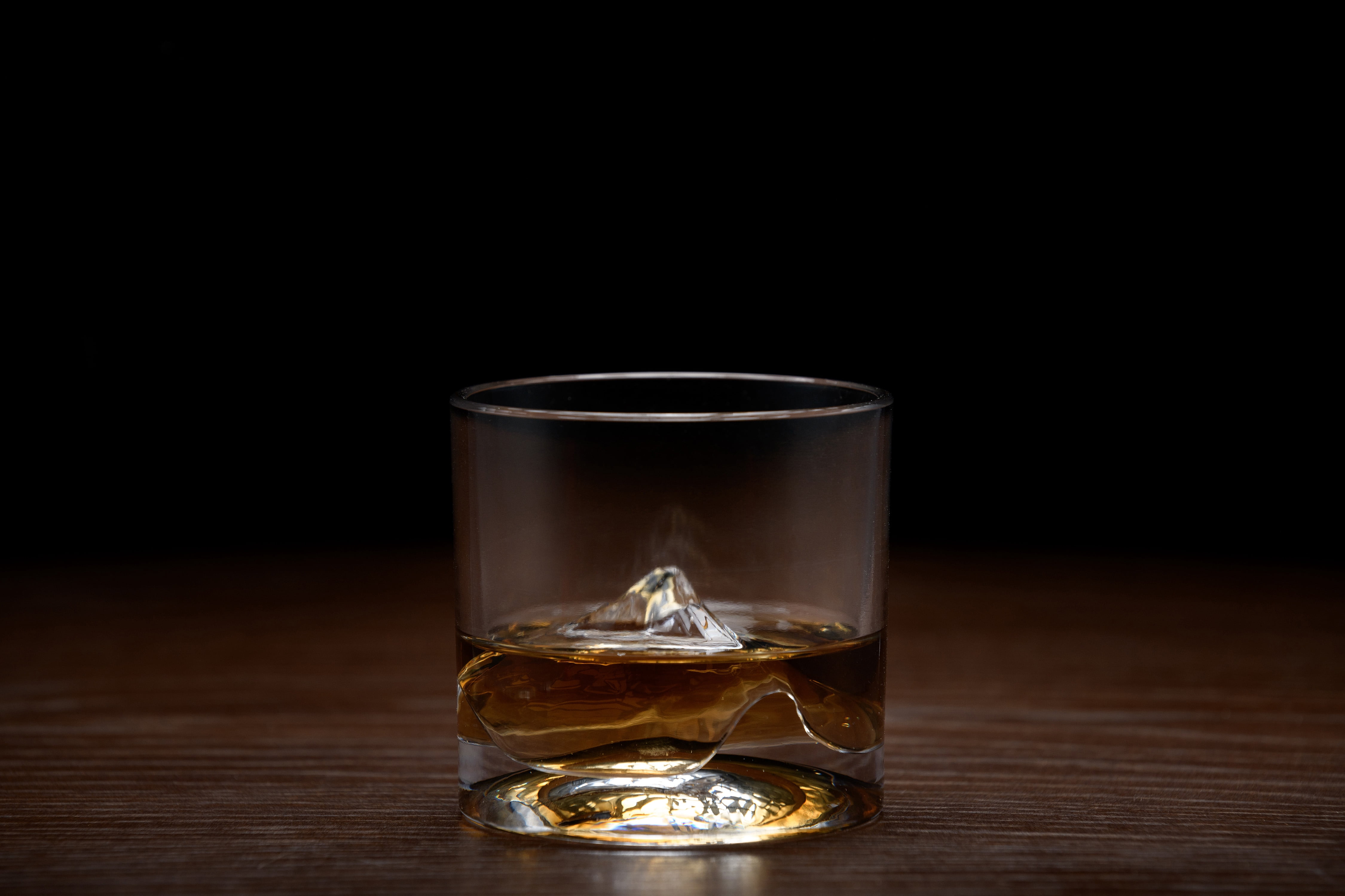 LIITON Mount Everest Crystal Whiskey Decanter Set with Glasses