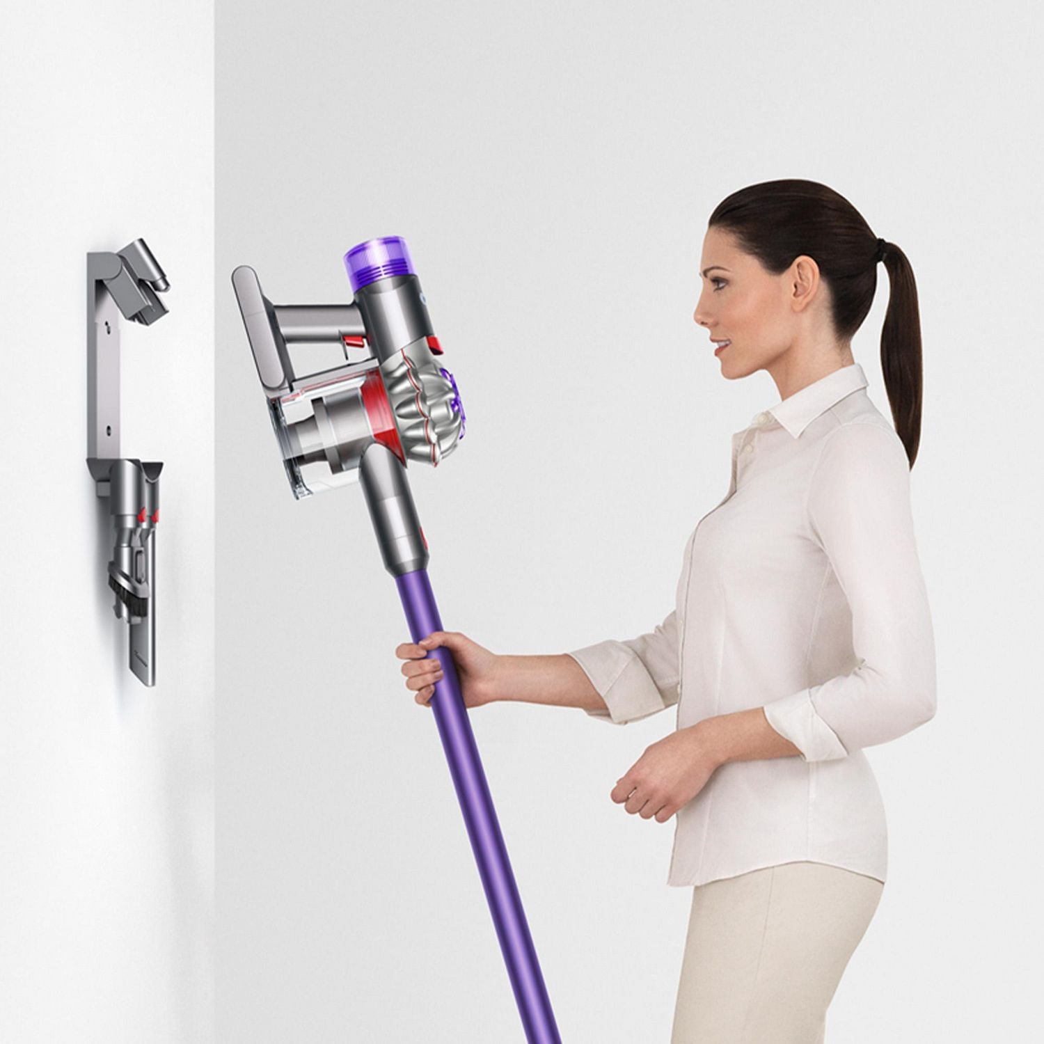 pine　Dyson V8 Origin SV25 RD Dyson SV25 V8 Extra Cordless Vacuum | Purple | Refurbished