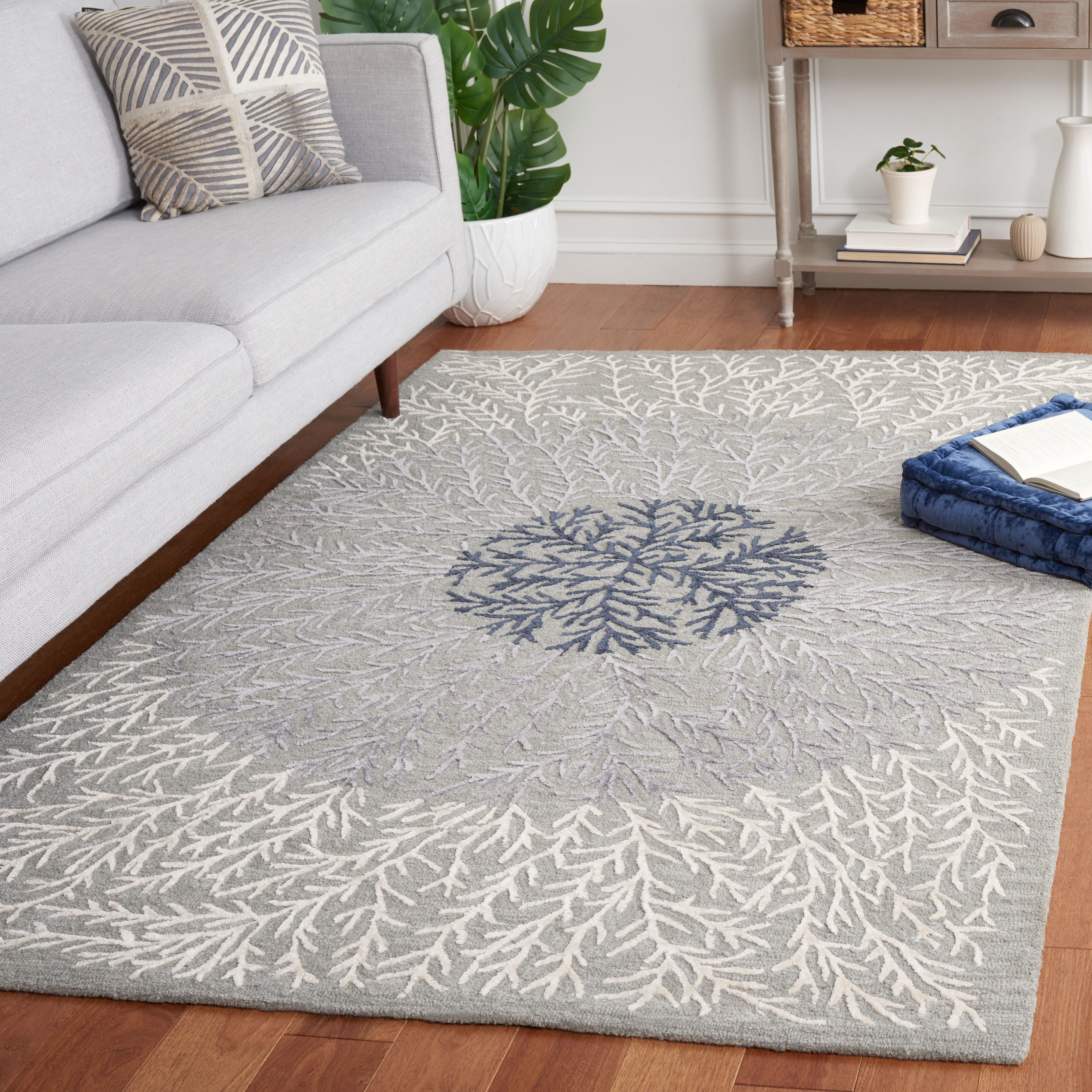 SAFAVIEH Soho Roger Abstract Area Rug, Grey/Ivory, 4' x 6'