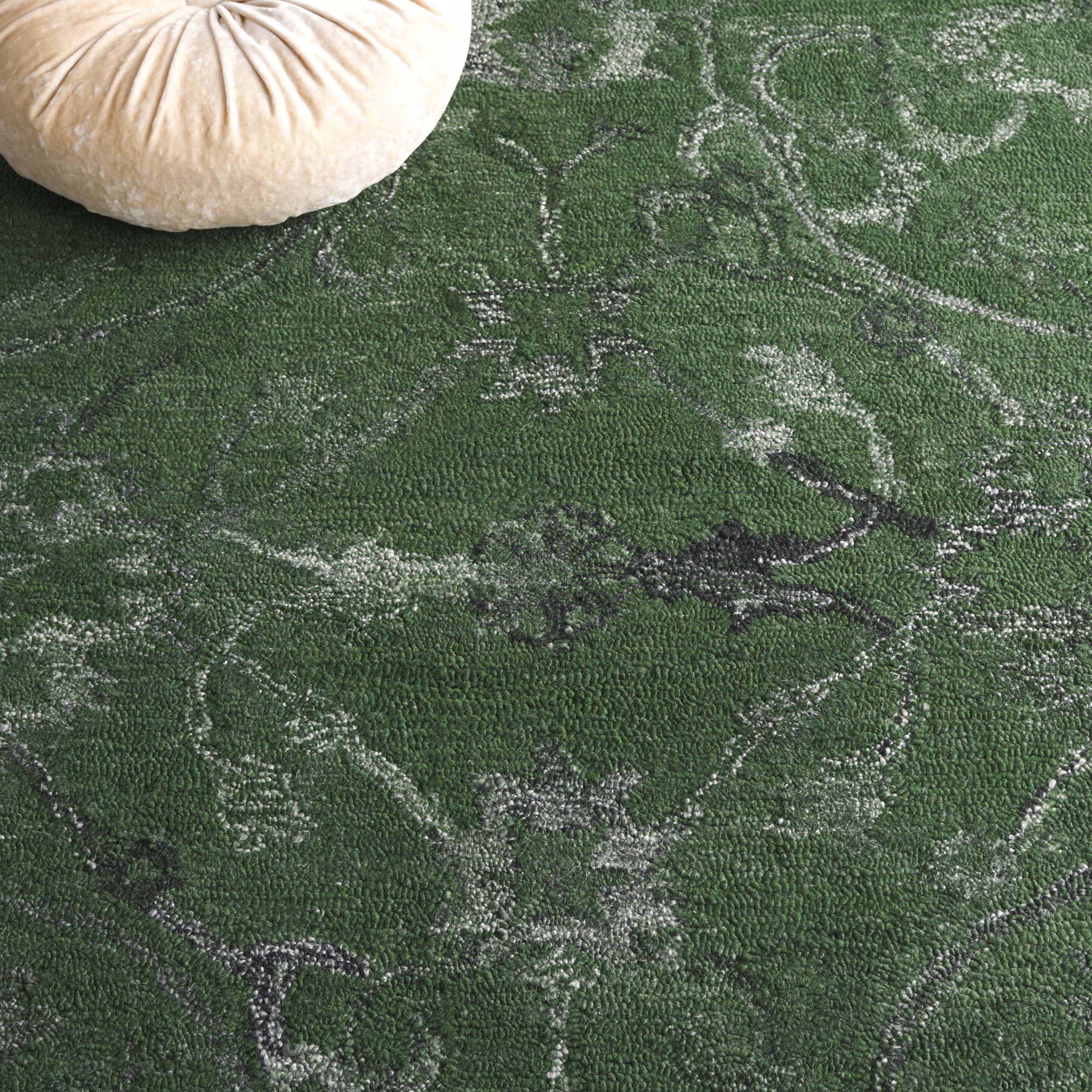 SAFAVIEH Anatolia Jamaar Floral Area Rug, Dark Green, 6' x 6' Square