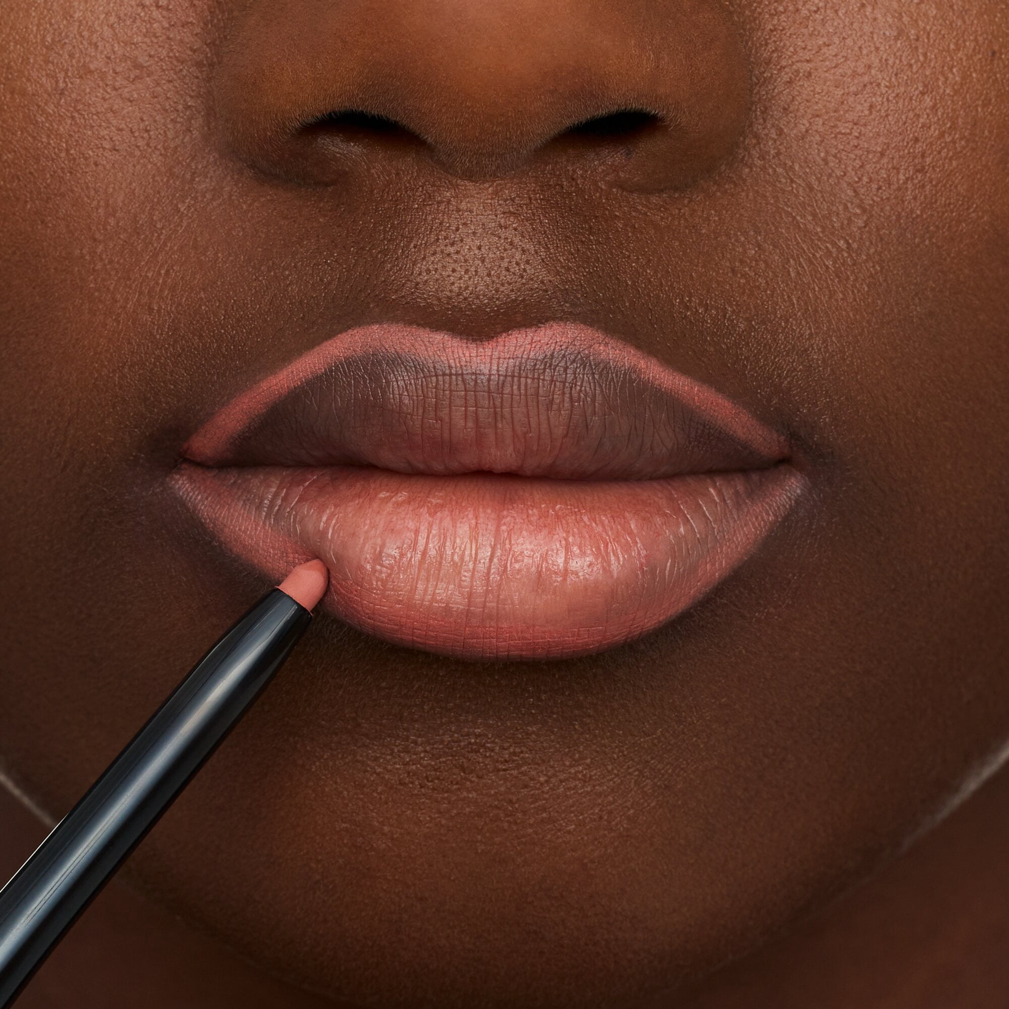 essence 8H Matte Comfort Lipliner, 04 Rosy Nude
