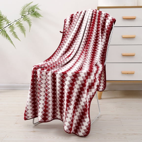 Xecvkr Large Bath Towel 35x25x5cm 13.7x9.84x1.96in Three Color Check Soft Absorbent Velvet for Bathroom Household Red Black