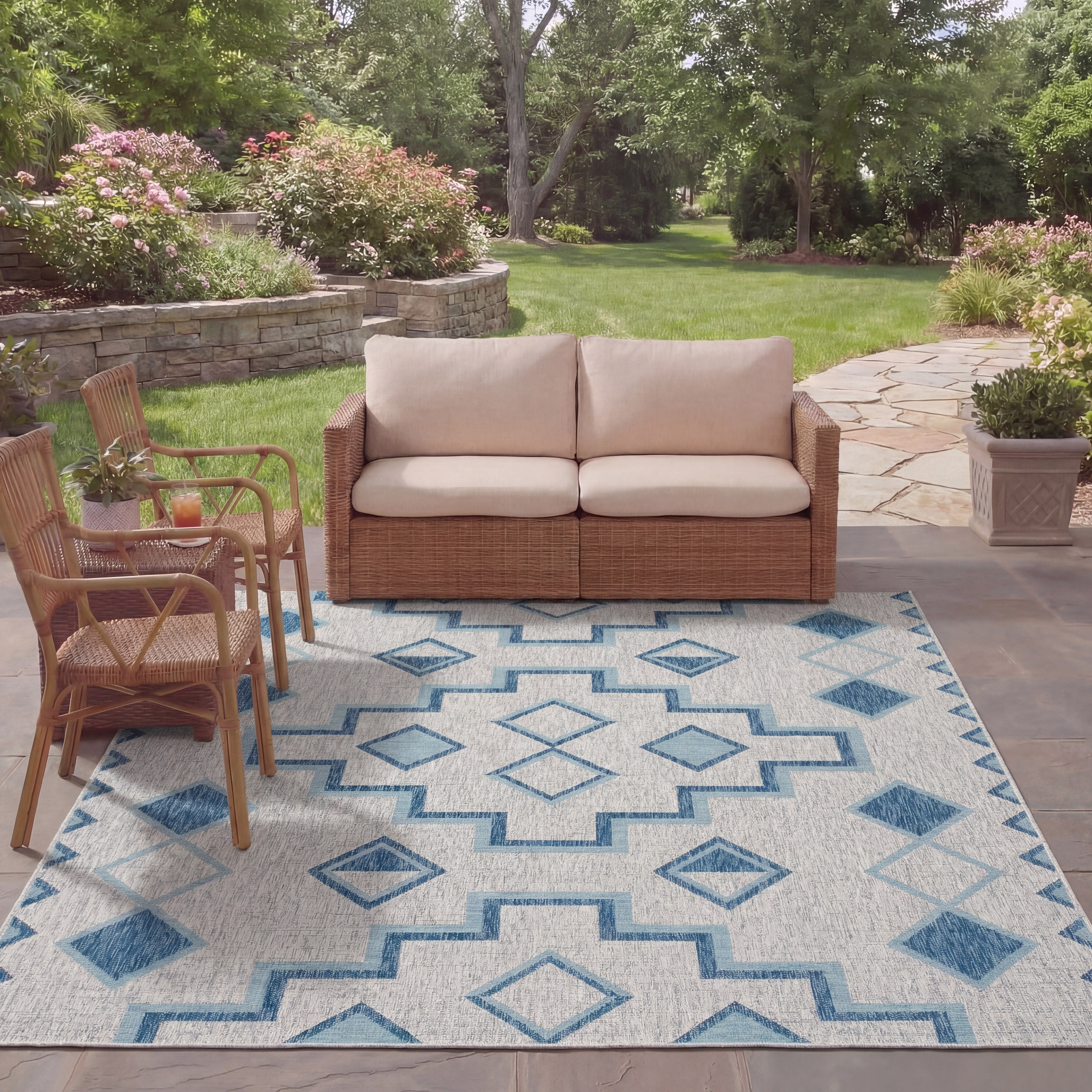 SAFAVIEH Courtyard Floella Geometric Indoor/Outdoor Area Rug, Grey/Aqua, 8' x 11'