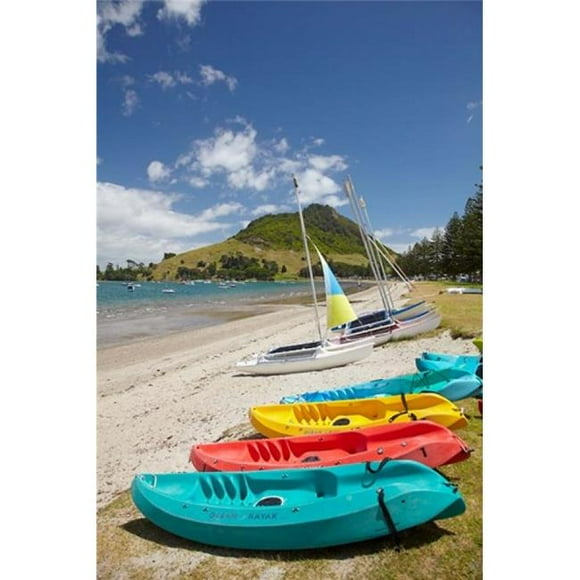 Danita Delimont PDDAU02DWA6160 Kayaks Bay of Plenty North Island New Zealand Poster Print by David Wall, 25 x 38