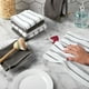 thumbnail image 2 of Juego de paños de cocina KitchenAid Albany, paquete de 8 unidades, gris antracita y blanco, 2 of 4