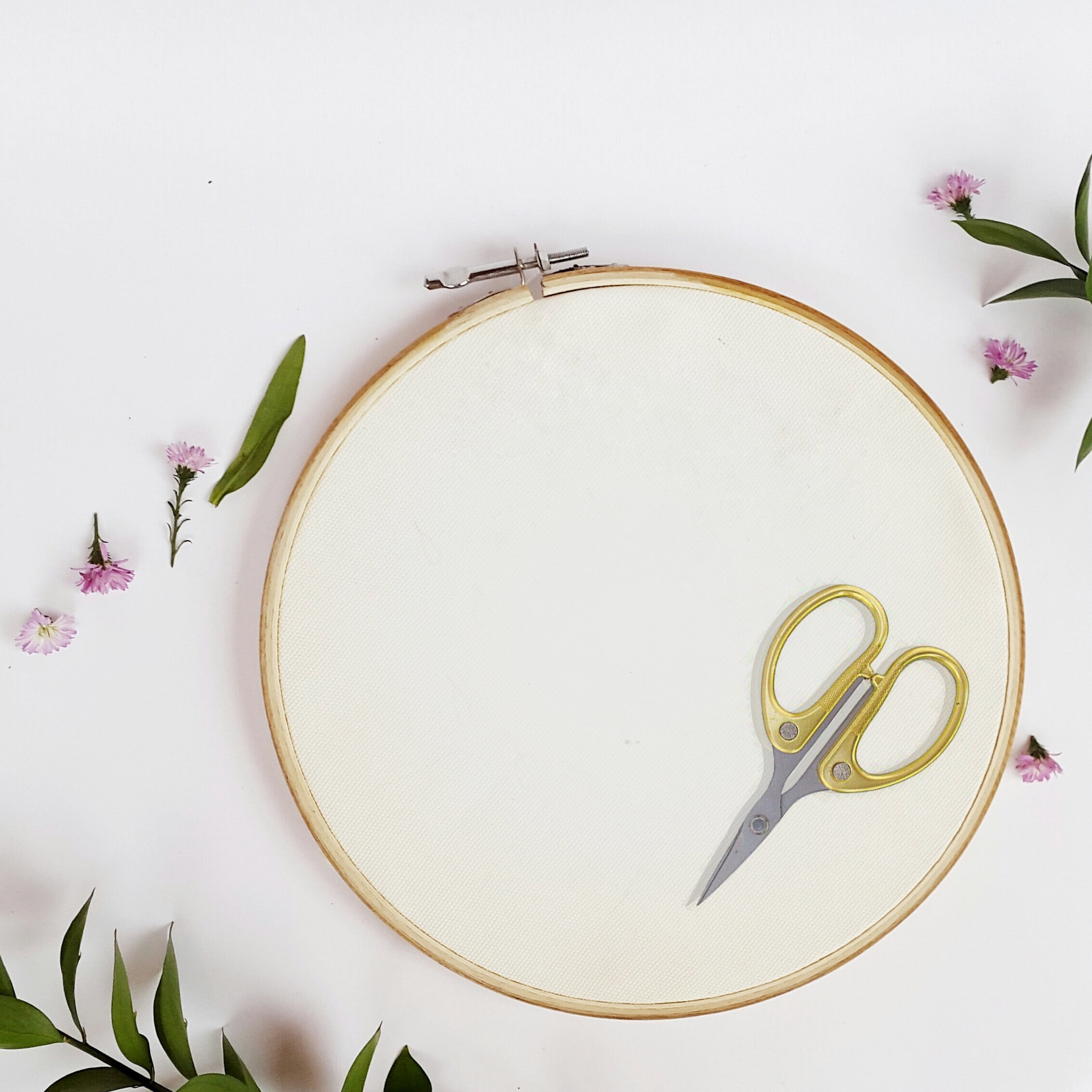 JubileeYarn Fine Cut Sharp Point Embroidery Scissors Set with 2 Thread Cutter Snips - Gold - 3 Sets