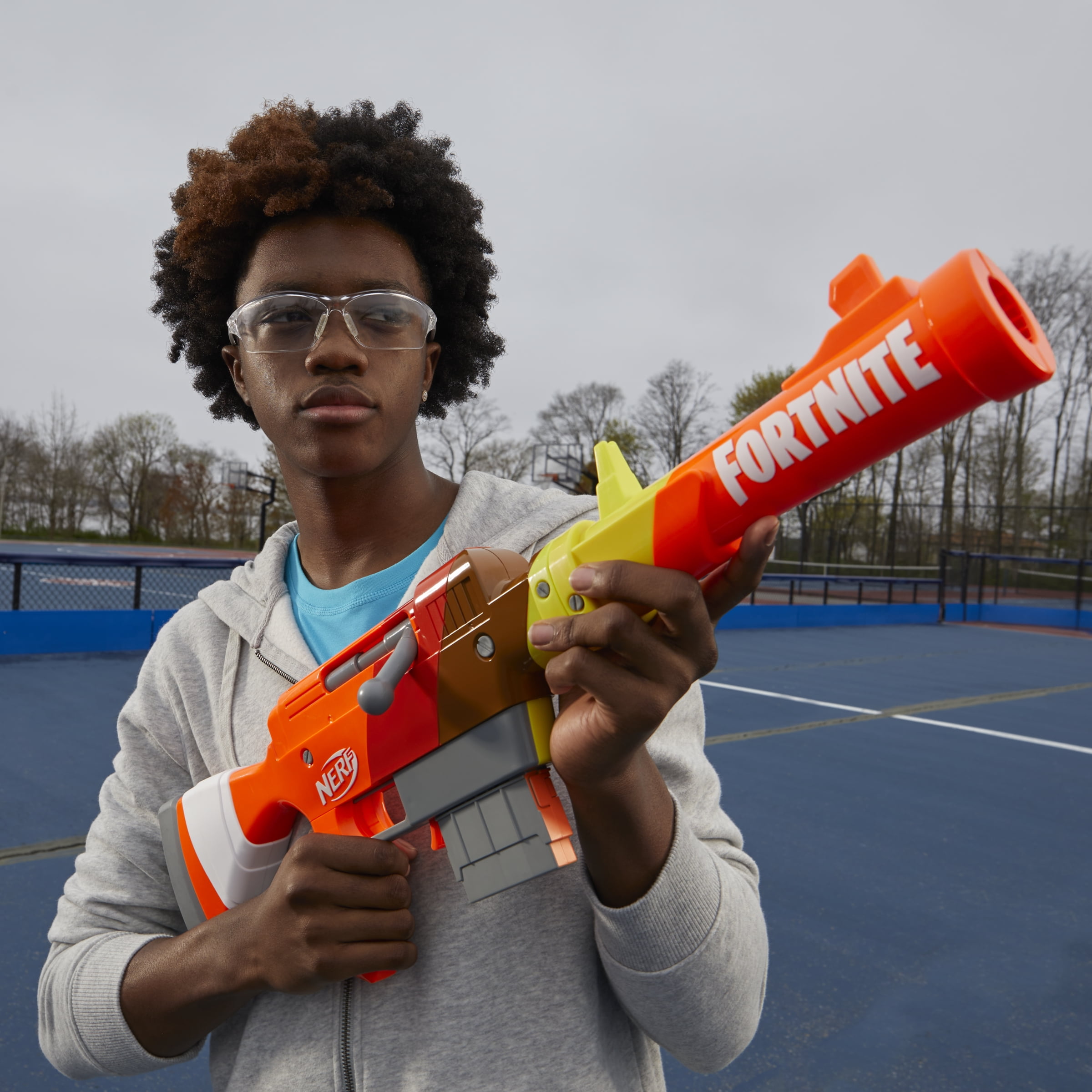 Nerf Fortnite HR Dart Blaster, Ruff Wrap Design, 6-Dart Elite Clip, 6 Nerf Elite Darts, Rotating Bolt, Detachable Barrel