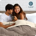 thumbnail image 4 of Edredón de Plumón Alternativo Bare Home Reversible 1800 Tamaño King/Cal King Gris Topo/Arena, 4 of 8