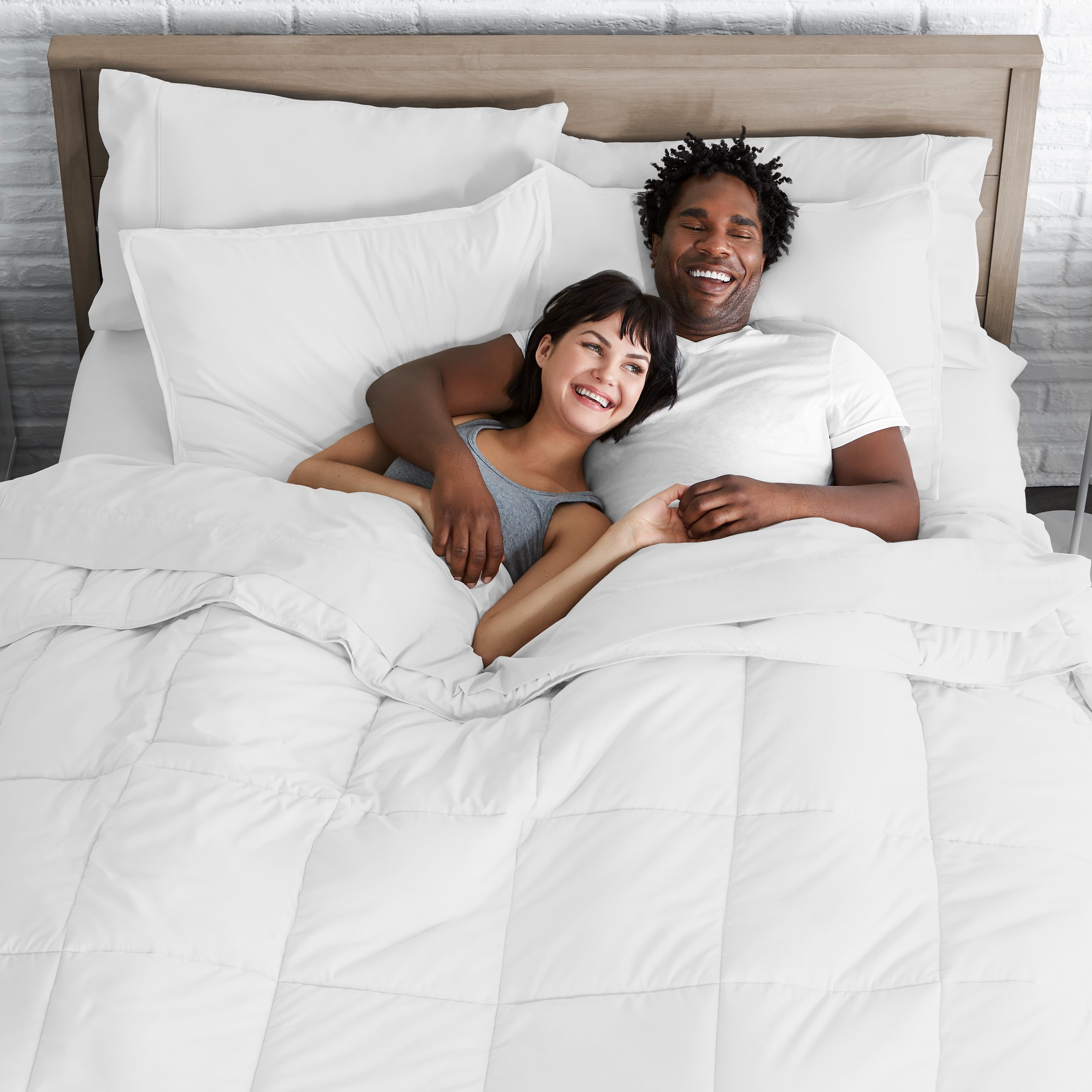 Bare Home Microfiber 7-Piece White and White Bed in a Bag, Queen