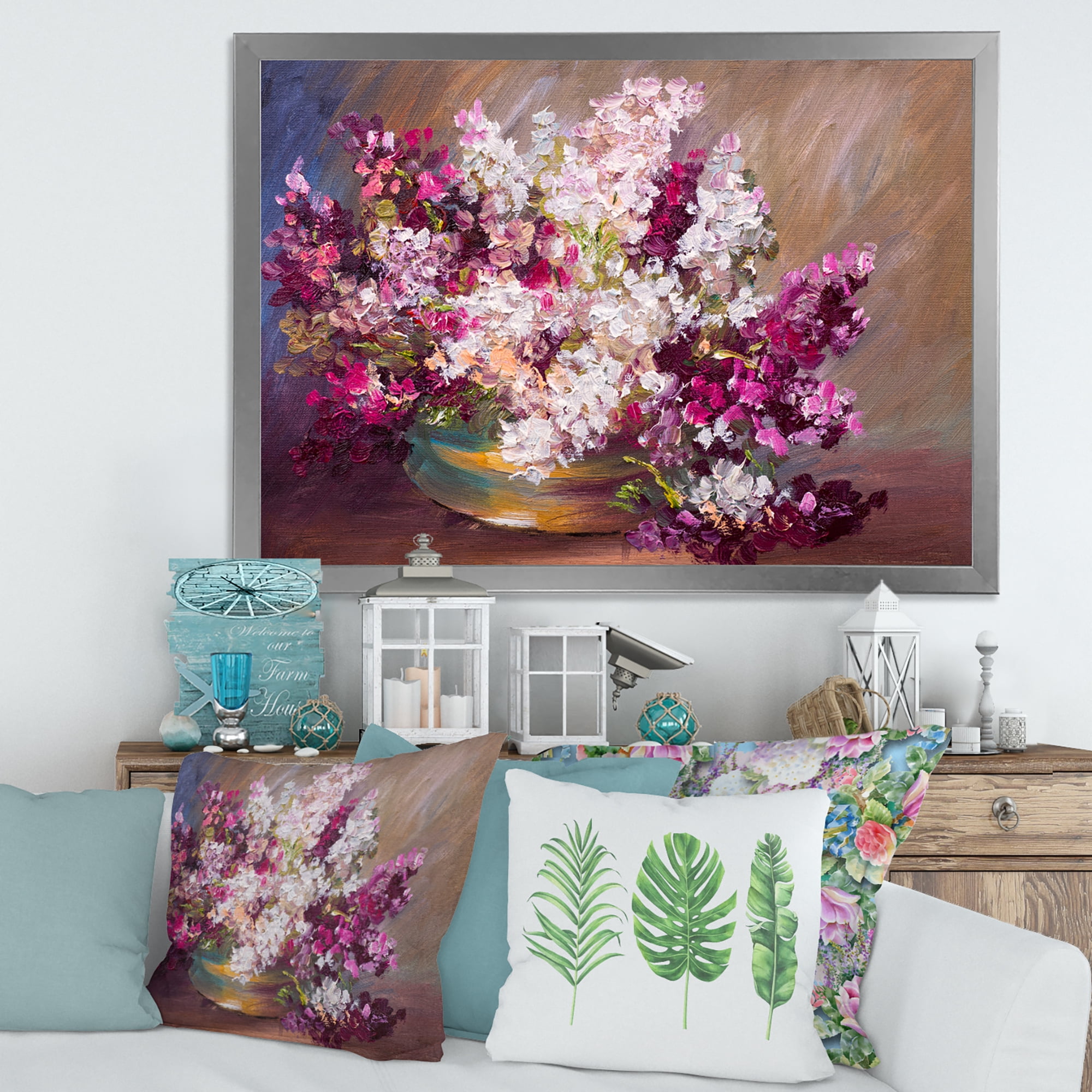 Designart 'Bouquet Of Still Life Lilacs ' Traditional Framed Art Print