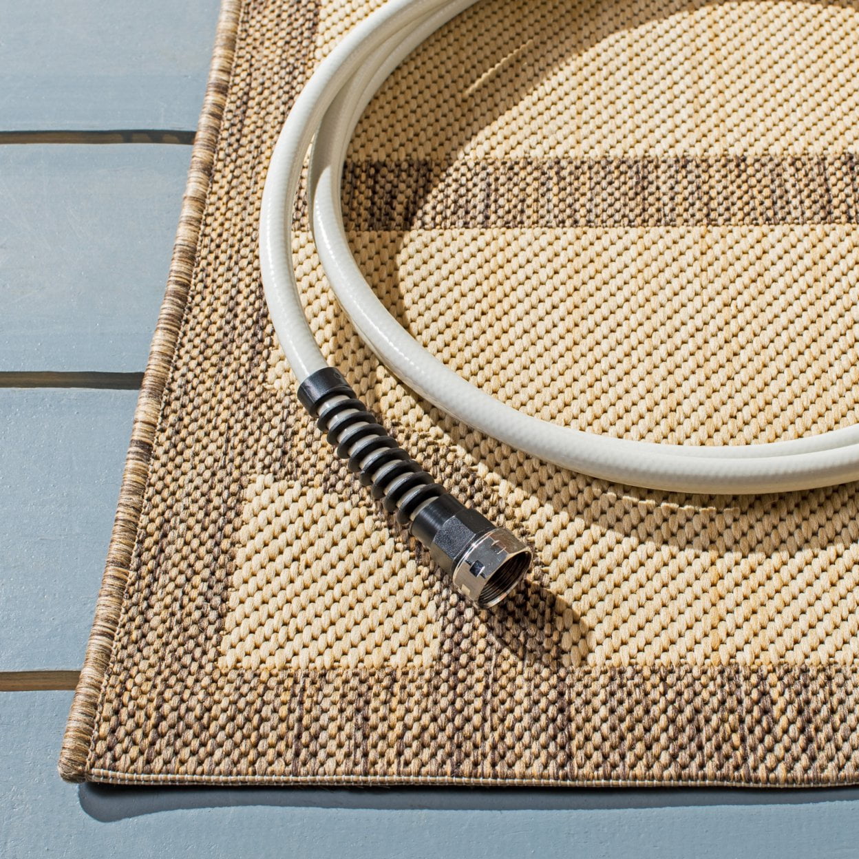 Safavieh Martha Stewart Delaney Indoor/Outdoor Area Rug