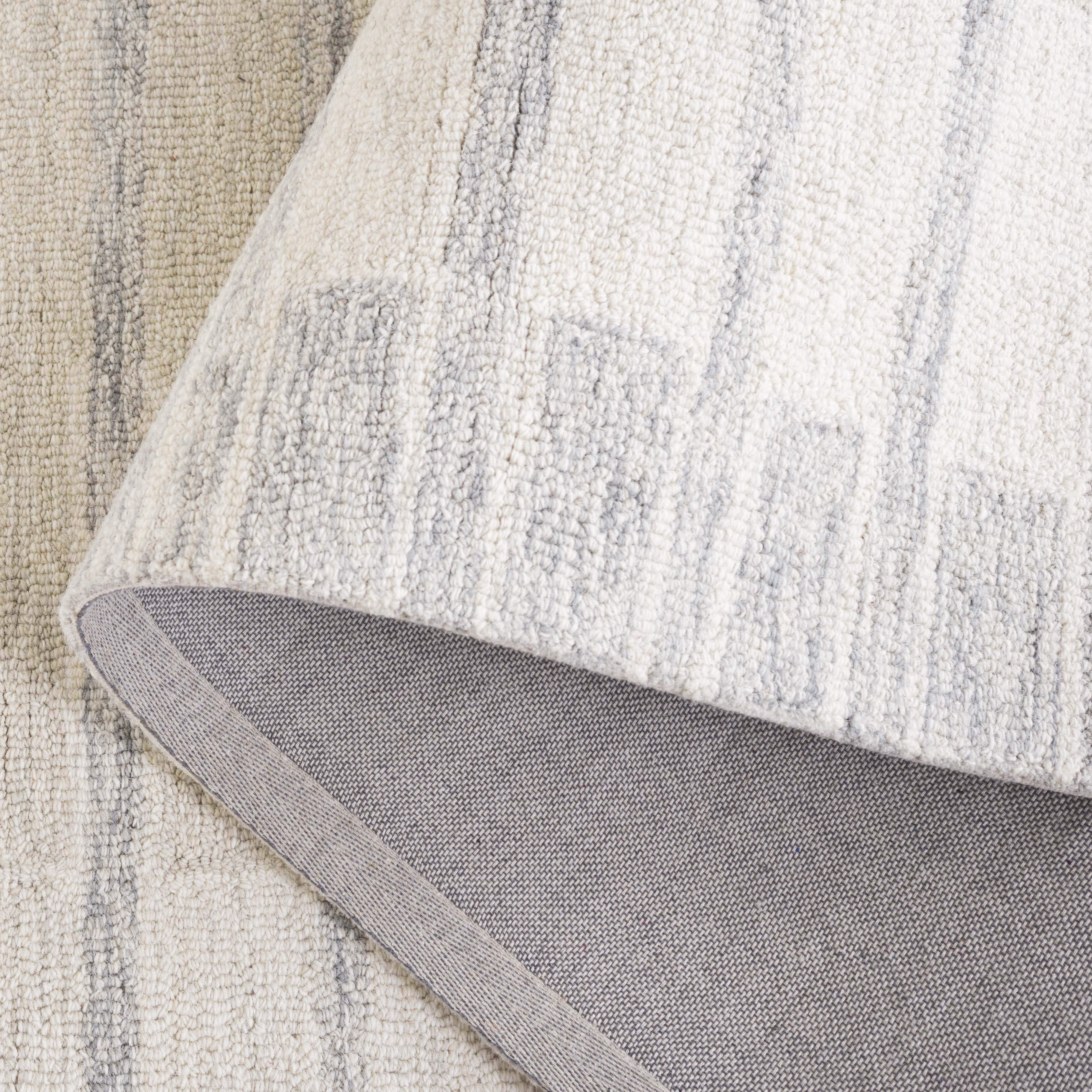 Safavieh Ebony Arnold Striped Area Rug, Beige/Gray, 8' x 10'