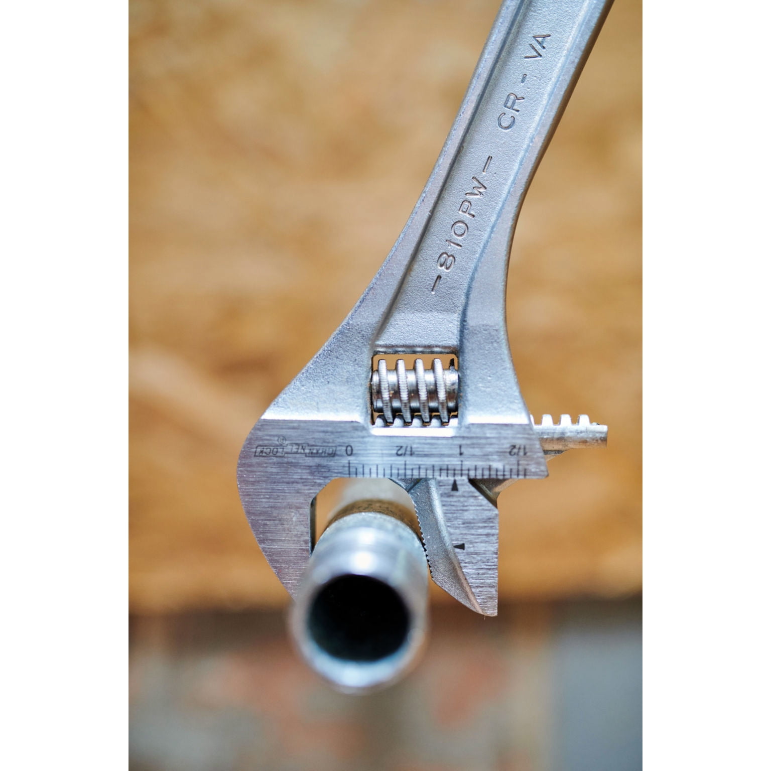 CHANNELLOCK 10-inch Reversible Jaw Adjustable Wrench, Precise 1.57-inch Wide Mouth Jaw Capacity (810PW)