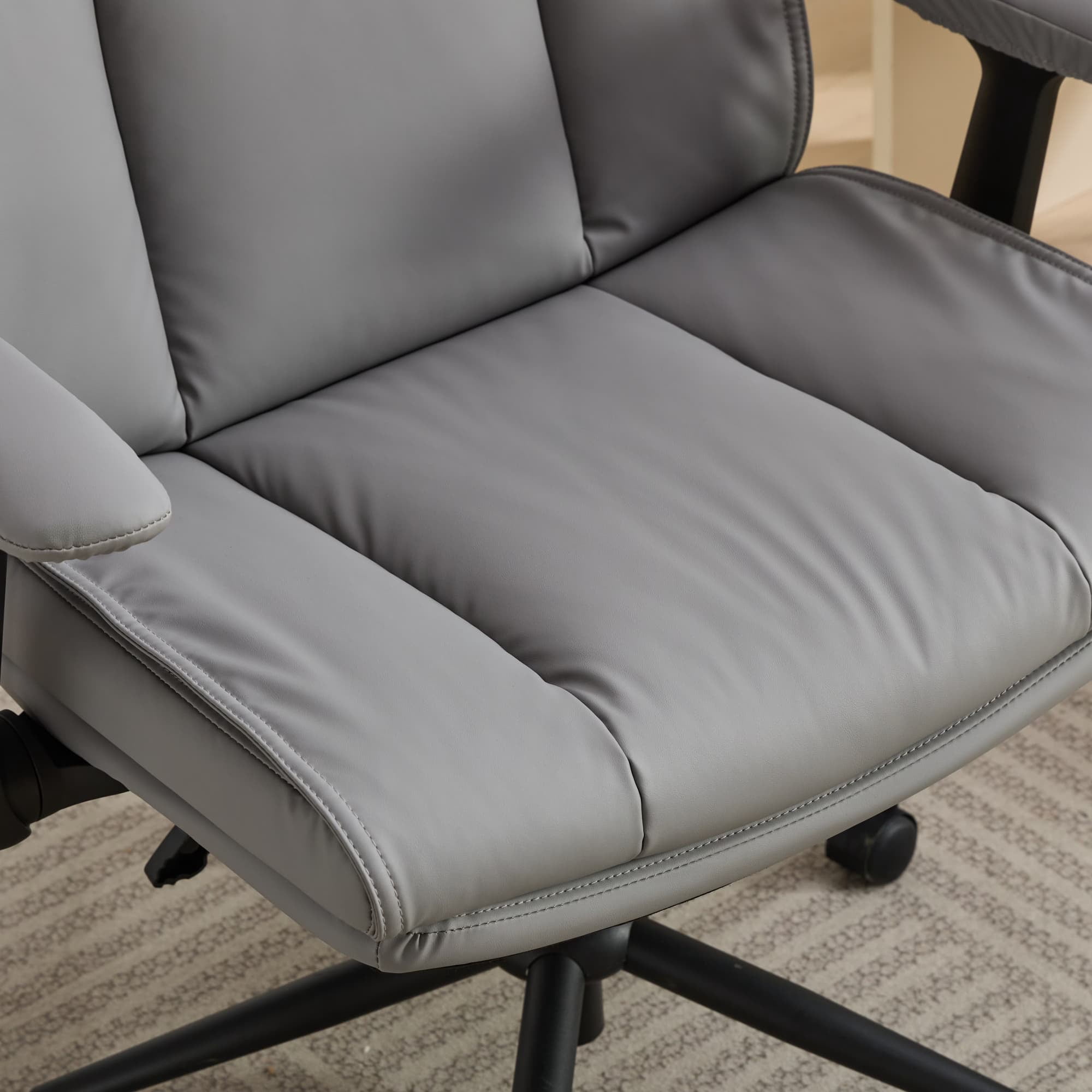 HUJHKIO Cross Legged Office Chair with Flip-Up Arms, Wide Swivel Chair, 360° Rolling Ergonomic Desk Chair, Adjustable Comfy Leather Seat for Home Office, Vanity & Study, Supports 300 lbs, Gray