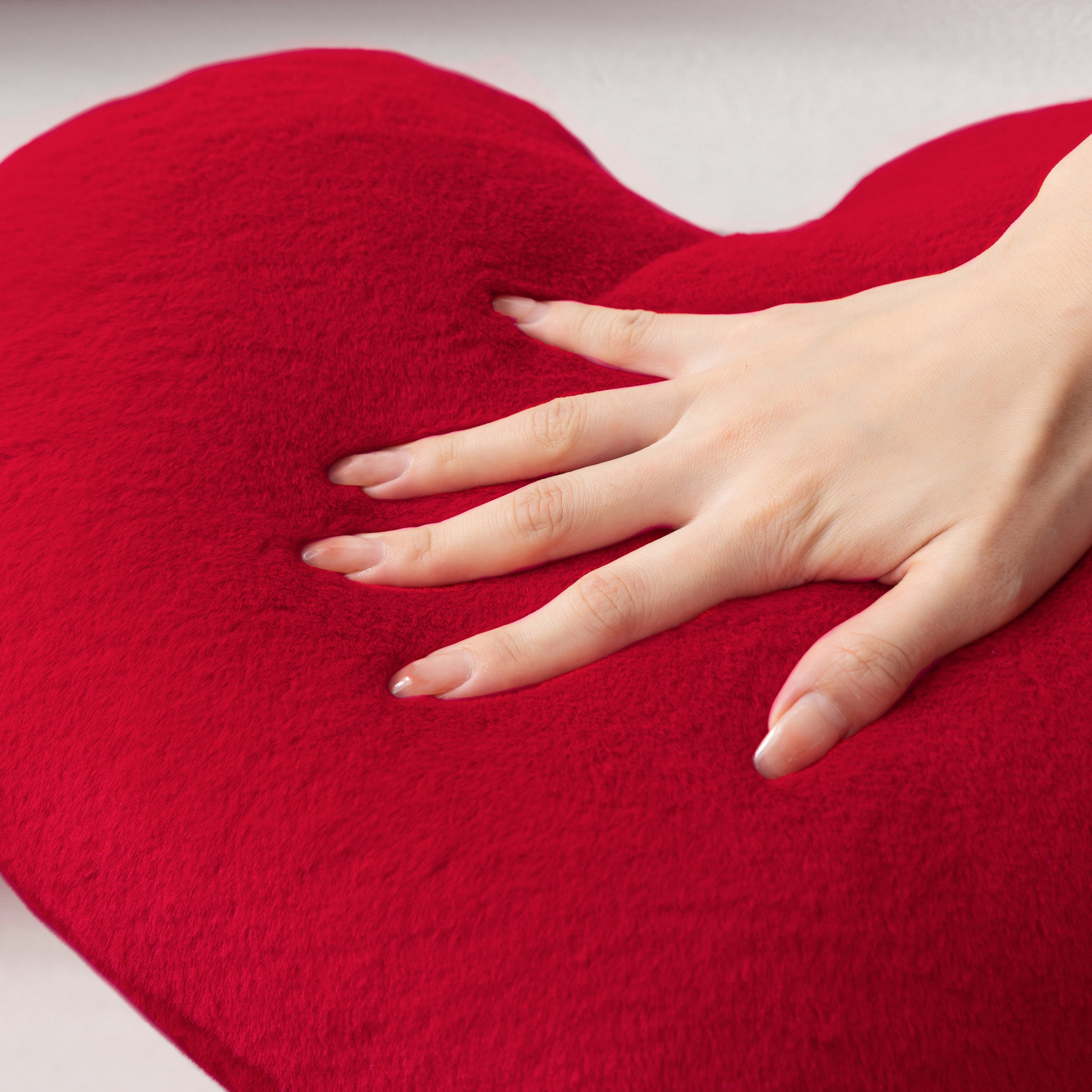Valentine's Day Mother's Day 3D Heart Throw Pillow Plush Fluffy, Cute Soft Throw Cushion, Holiday Decorative for Home Bed Couch Heart Shape, Red, 15x17 inches