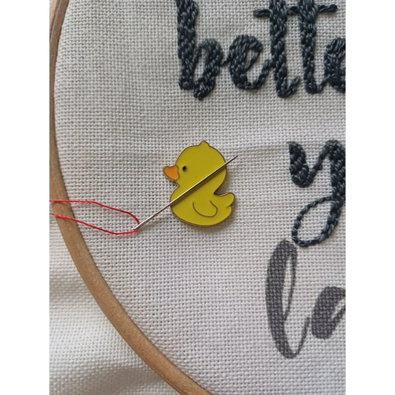 Little Duck Magnetic Needle Minder F07M10-6 Duck