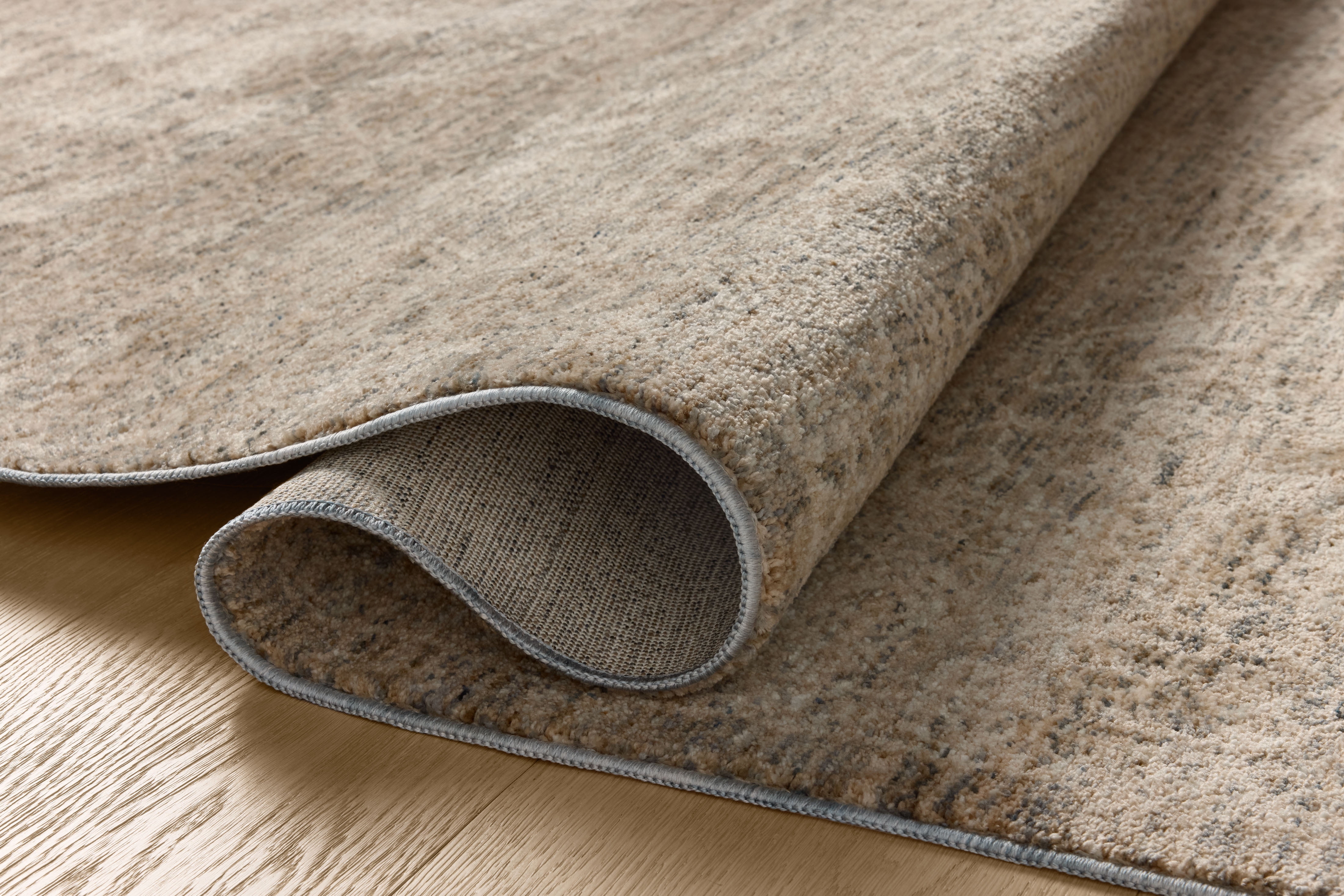 Loloi Newman Slate / Natural 7'-10" x 7'-10" Round Area Rug