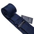 thumbnail image 5 of Set de corbatas Barry.Wang de seda a cuadros, 150 cm, con gemelos, 5 of 5