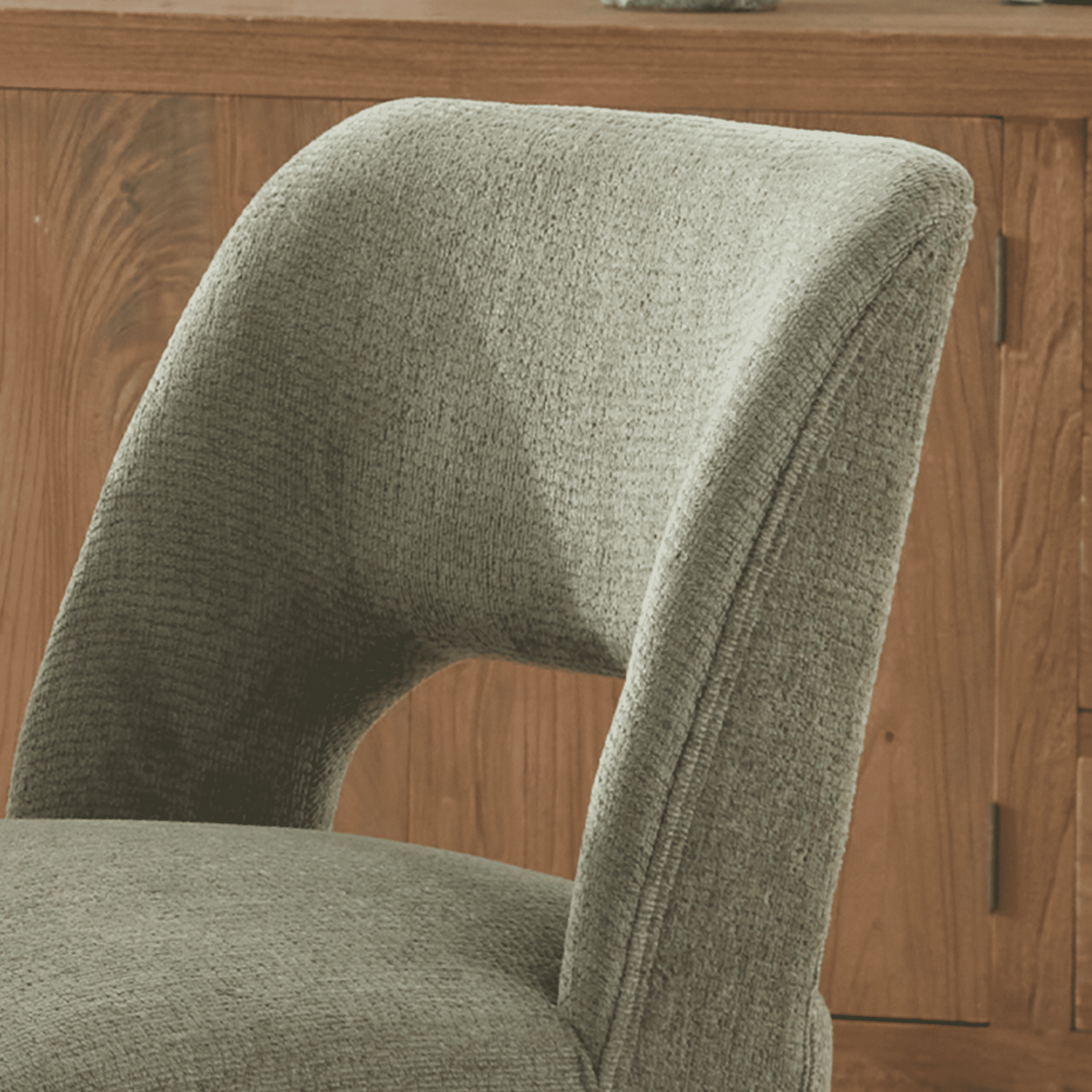 Vknow Furniture Set of 2 Chenille Dining Chairs, Mid-Century Modern Upholstered Kitchen Chairs with Cutout Back & Solid Wood Legs, Green