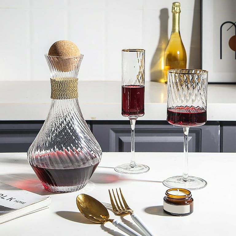 Christmas Wine Carafe With Cordial Or Liqueur Glasses